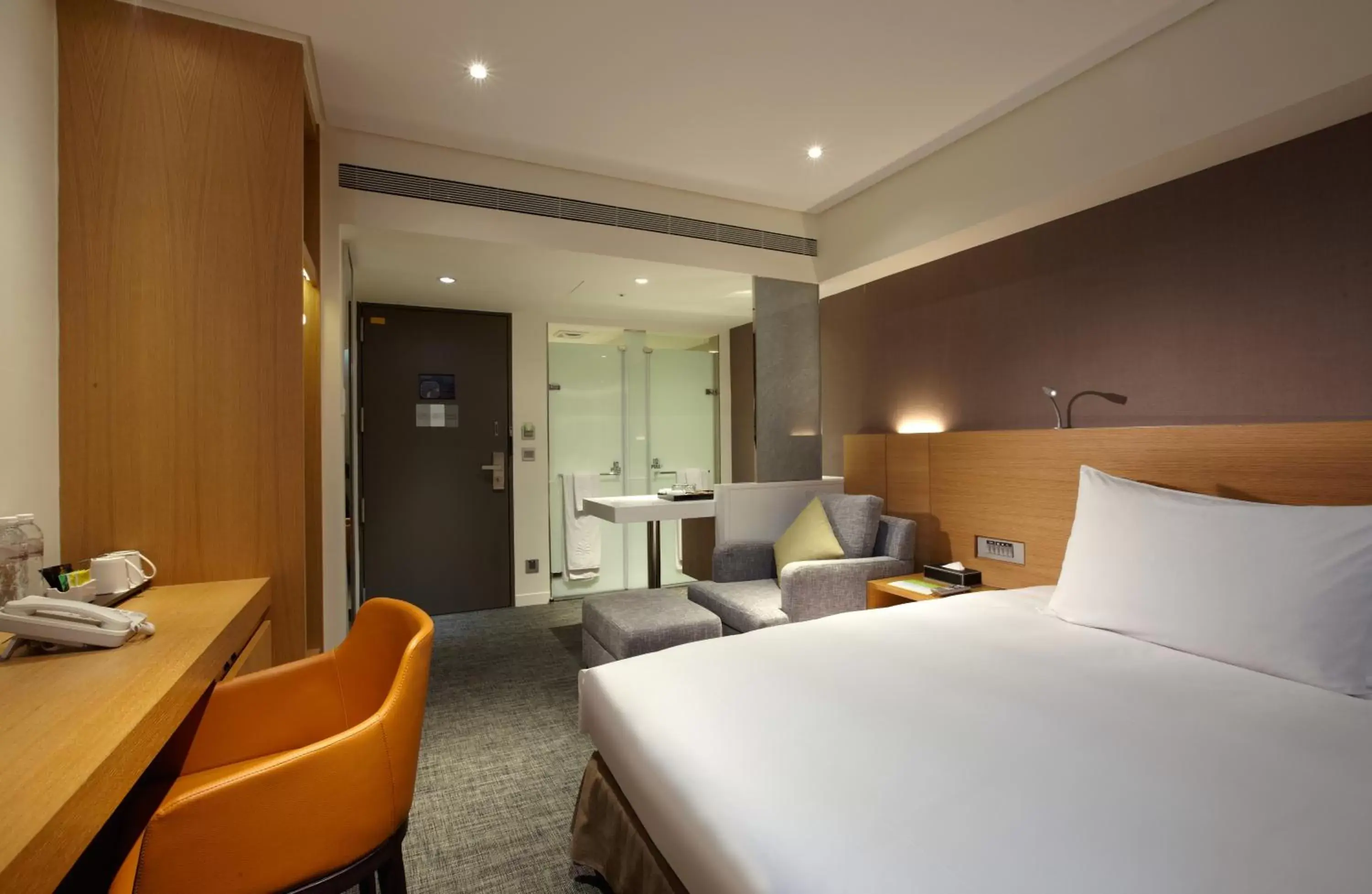 Standard Double Room in Royal Inn Taipei Linsen - Huashan 1914 Creative Park Standard Double Room in Royal Inn Taipei Linsen - Huashan 1914 Creative Park