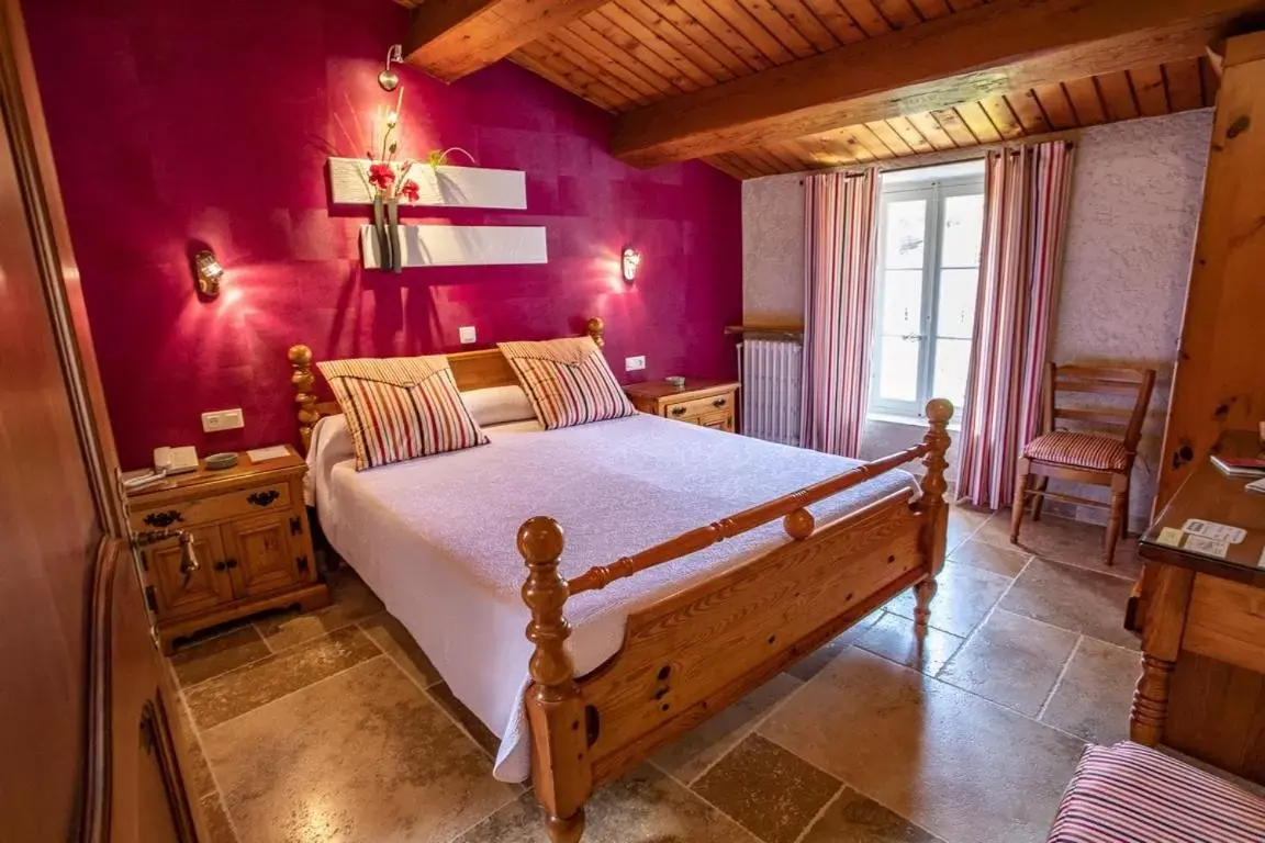 Classic Double Room in L' Escapade Hôtel & Restaurant Classic Double Room in L' Escapade Hôtel & Restaurant