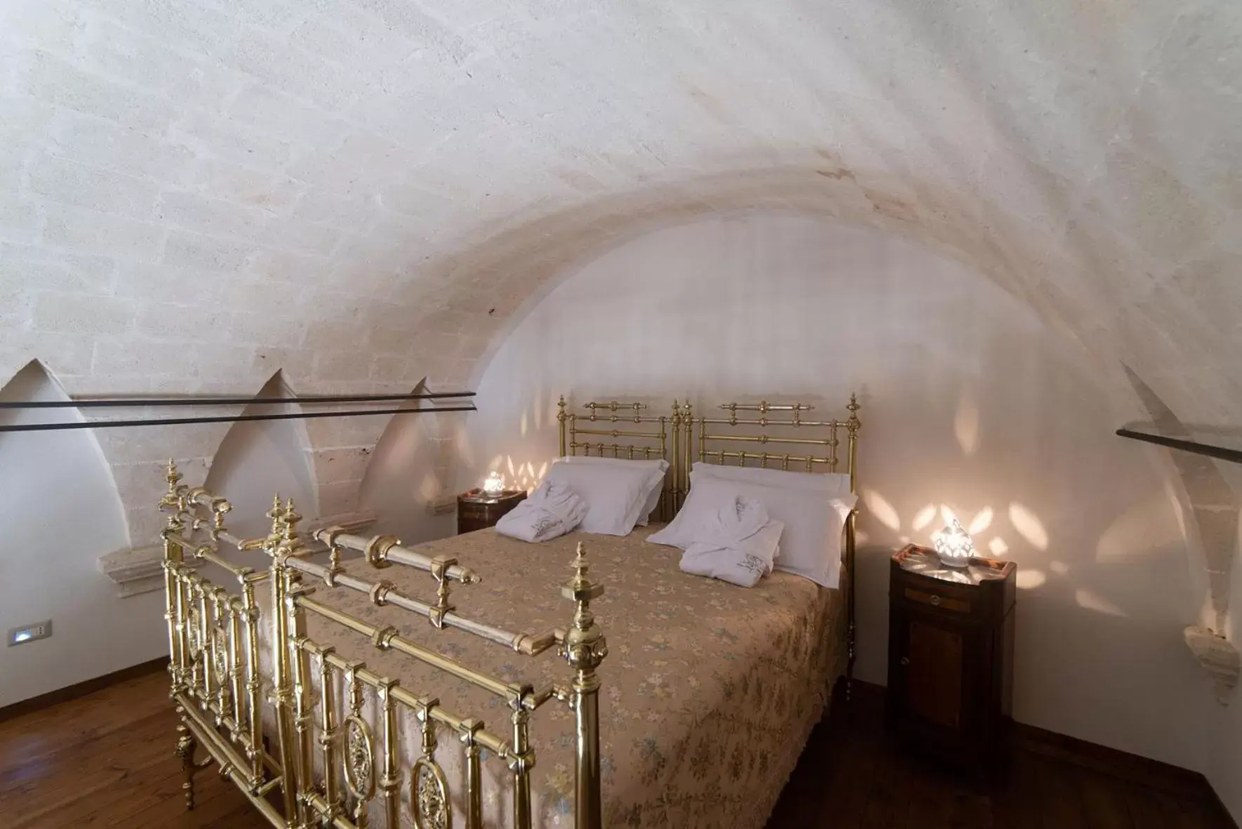 Deluxe Double Room in Masseria Antoglia Rooms Deluxe Double Room in Masseria Antoglia Rooms