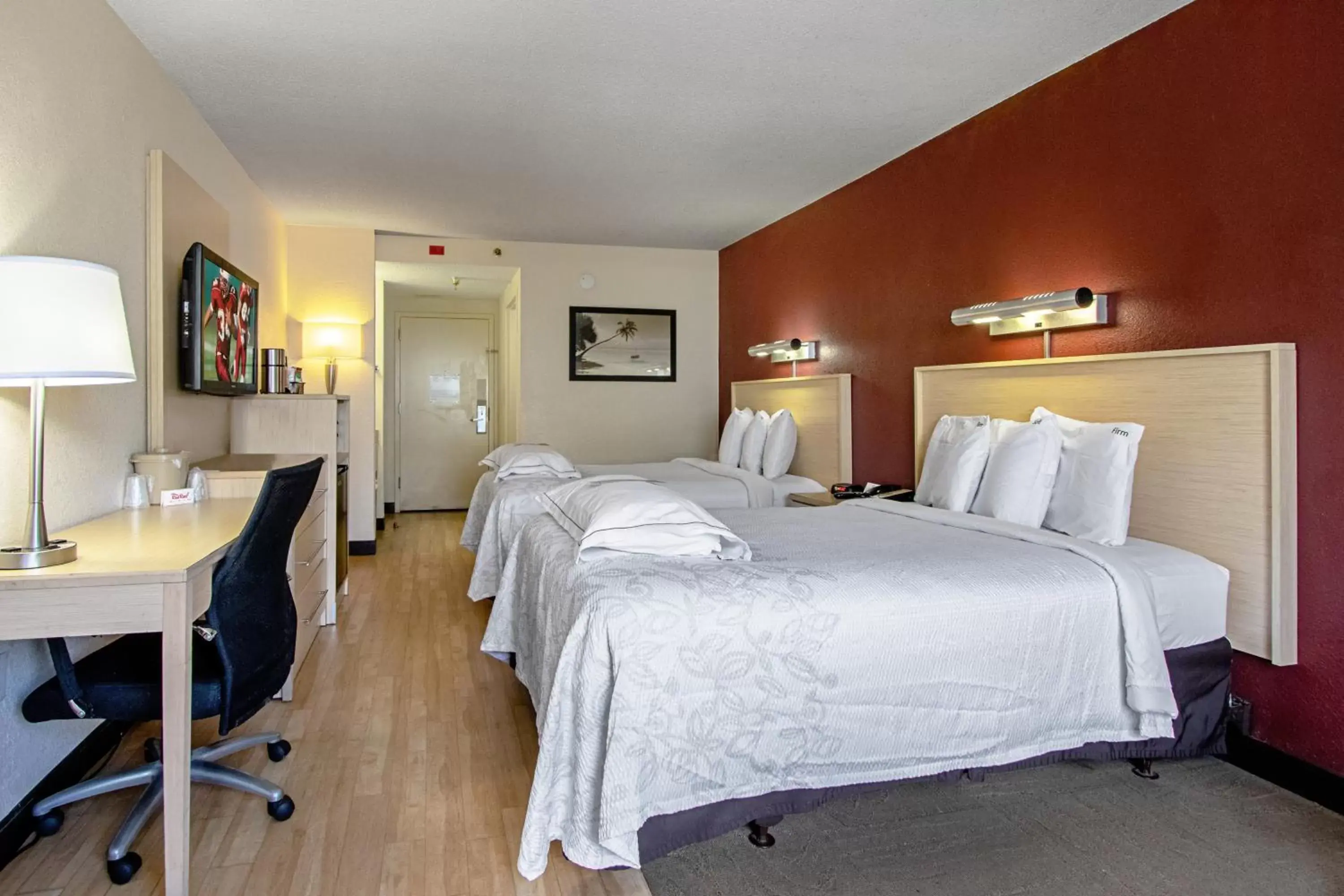 Premium Room with Two Double Beds Smoke Free (Upgraded Bedding & Snack) in Red Roof Inn PLUS+ West Palm Beach Premium Room with Two Double Beds Smoke Free (Upgraded Bedding & Snack) in Red Roof Inn PLUS+ West Palm Beach