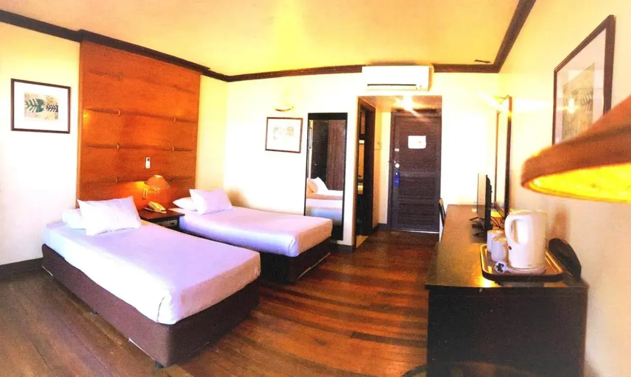 Deluxe Twin Room with Sea View in Sutra Beach Resort, Terengganu Deluxe Twin Room with Sea View in Sutra Beach Resort, Terengganu