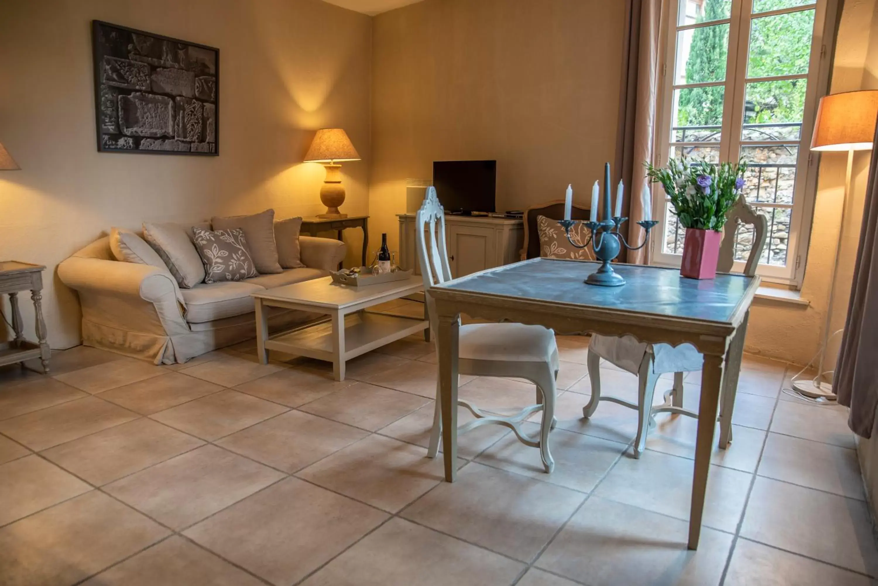 Suite with City View in Le Couvent d'Hérépian - Hôtel & Spa Suite with City View in Le Couvent d'Hérépian - Hôtel & Spa