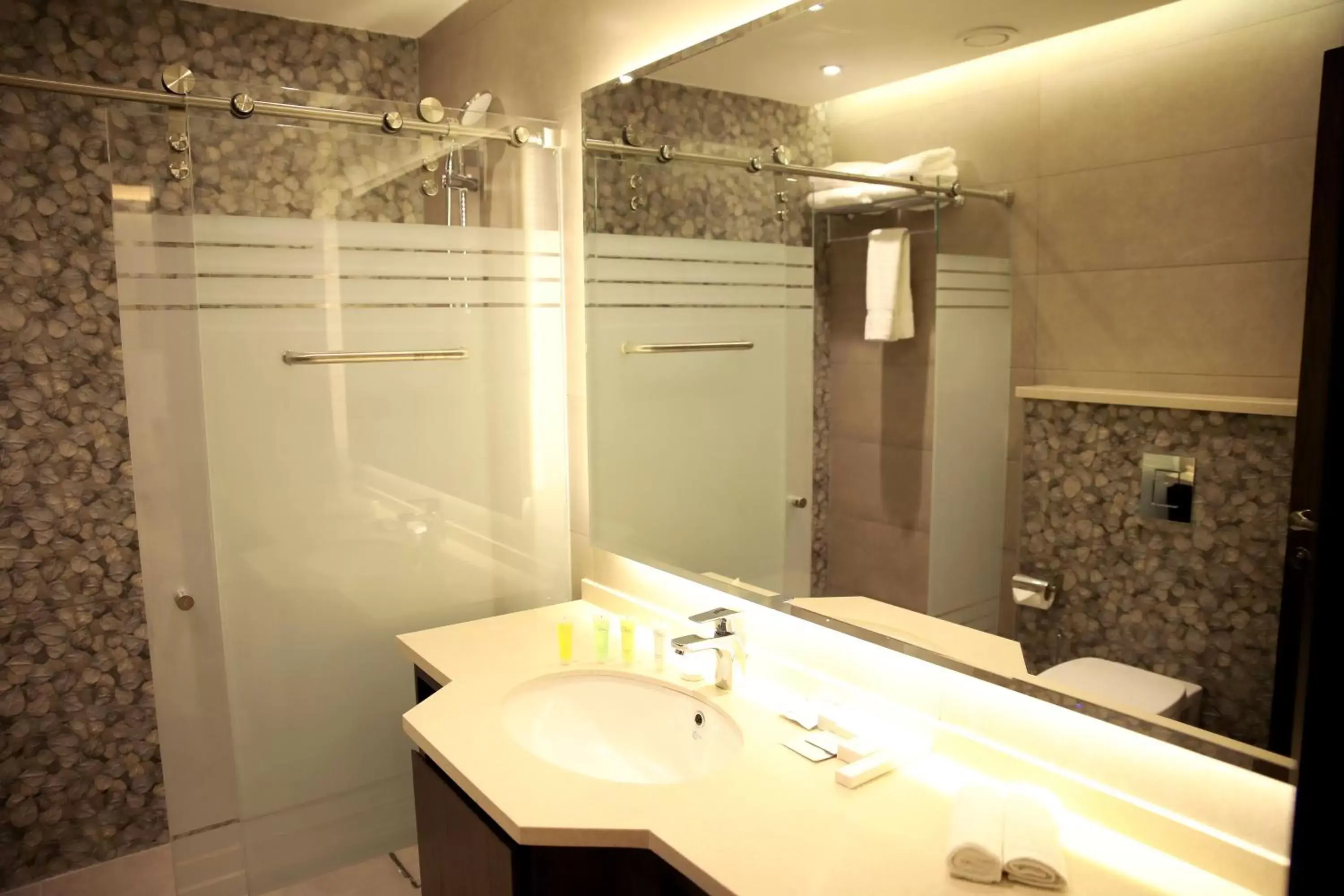 Classic One Bedroom Suite - King Bed in Downtown Hotel Apartments Classic One Bedroom Suite - King Bed in Downtown Hotel Apartments