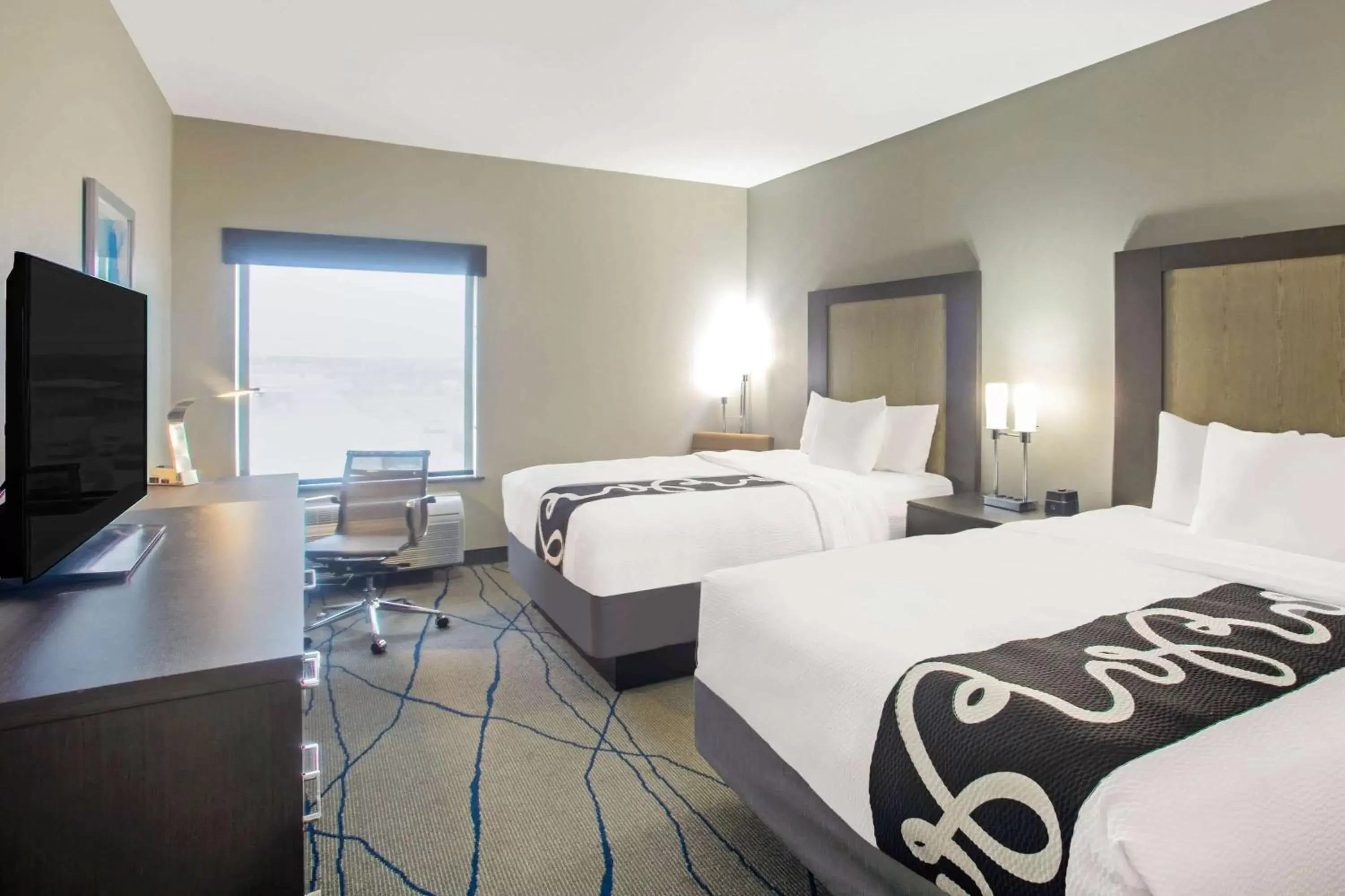 Queen Room with Two Queen Beds in La Quinta by Wyndham Ponca City Queen Room with Two Queen Beds in La Quinta by Wyndham Ponca City