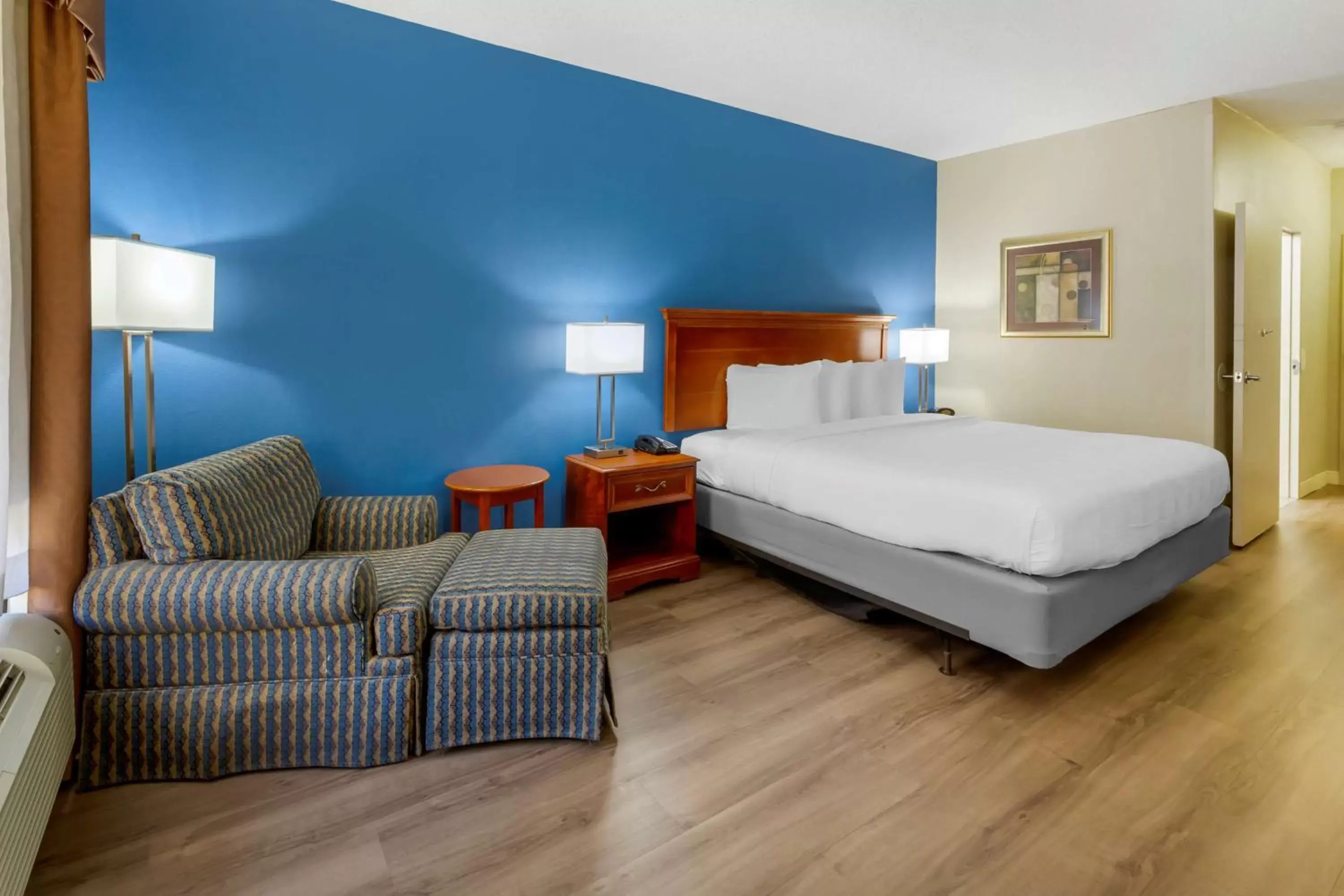 King Suite - Disability Access/Non-Smoking in Best Western Plus Cary - NC State King Suite - Disability Access/Non-Smoking in Best Western Plus Cary - NC State