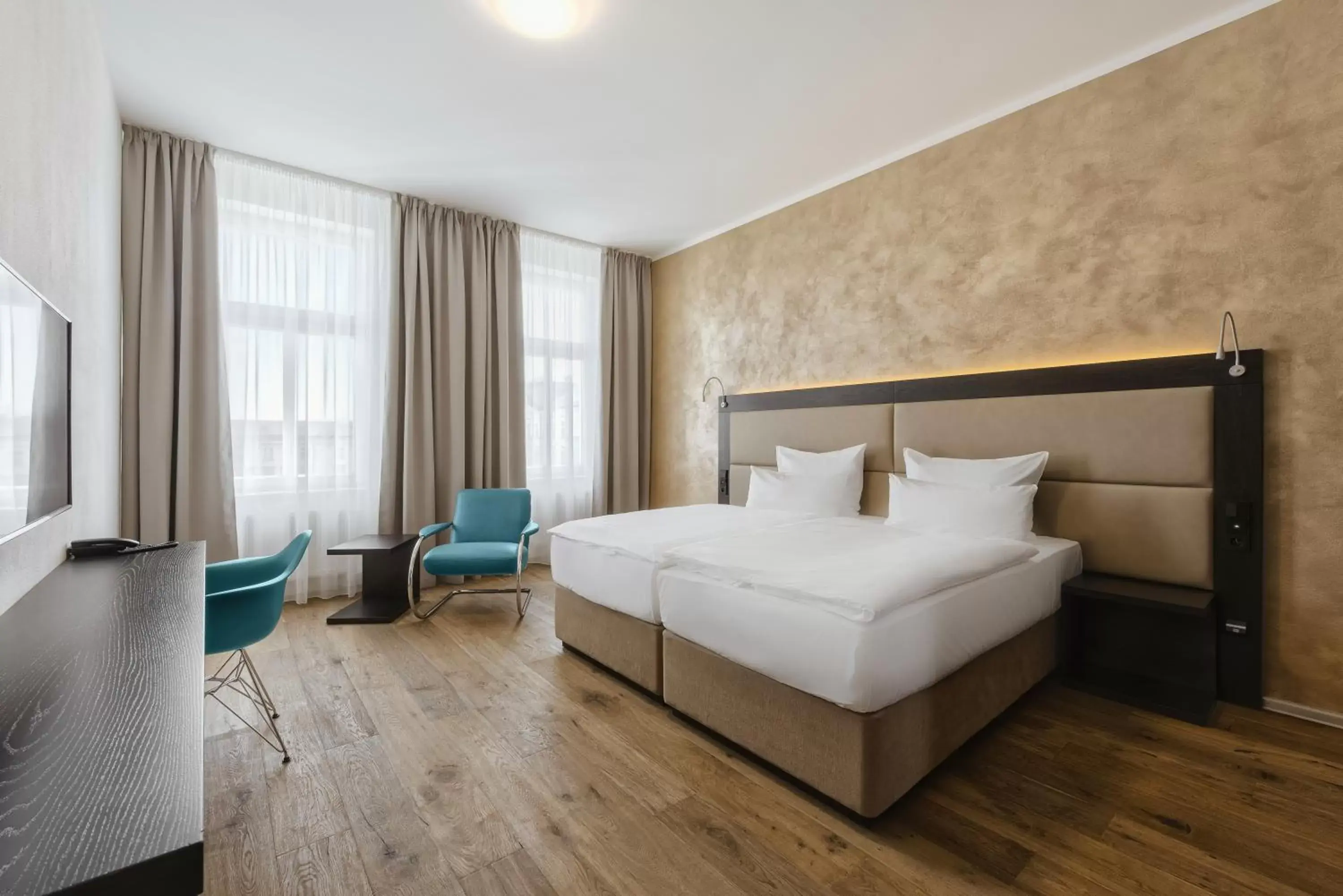 Standard Double or Twin Room - single occupancy in Theresian Hotel Standard Double or Twin Room - single occupancy in Theresian Hotel