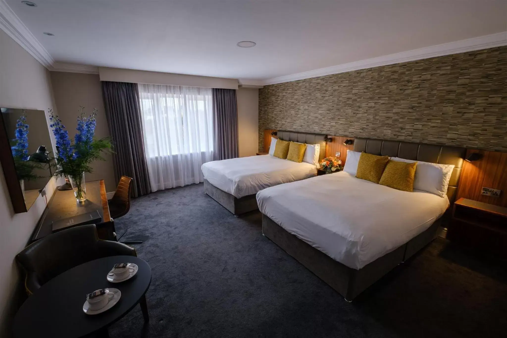 Classic Twin Room in Midleton Park Hotel Classic Twin Room in Midleton Park Hotel