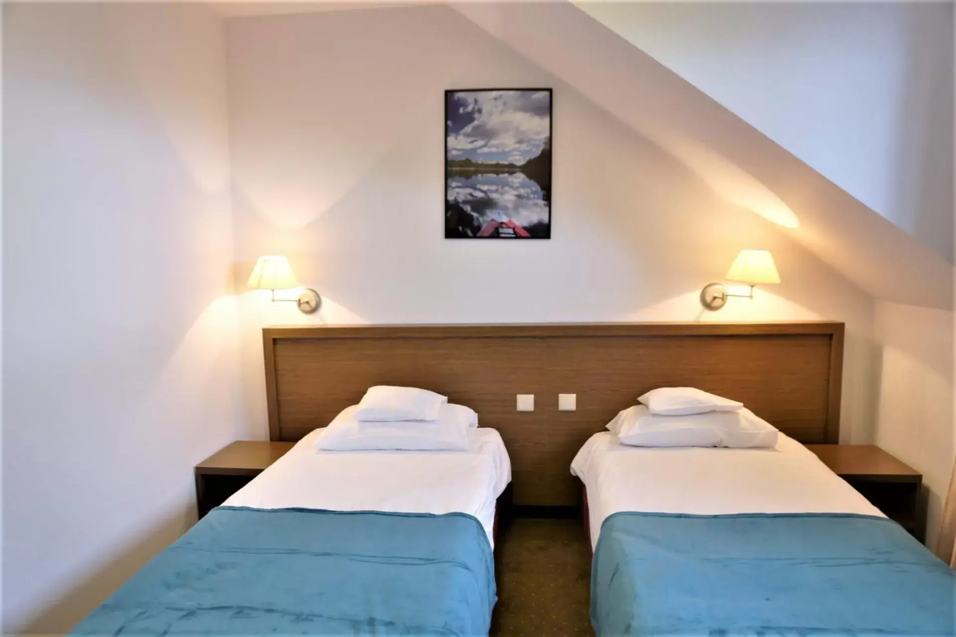 Twin Room in HOTEL CICHA WODA NIEPORĘT Twin Room in HOTEL CICHA WODA NIEPORĘT