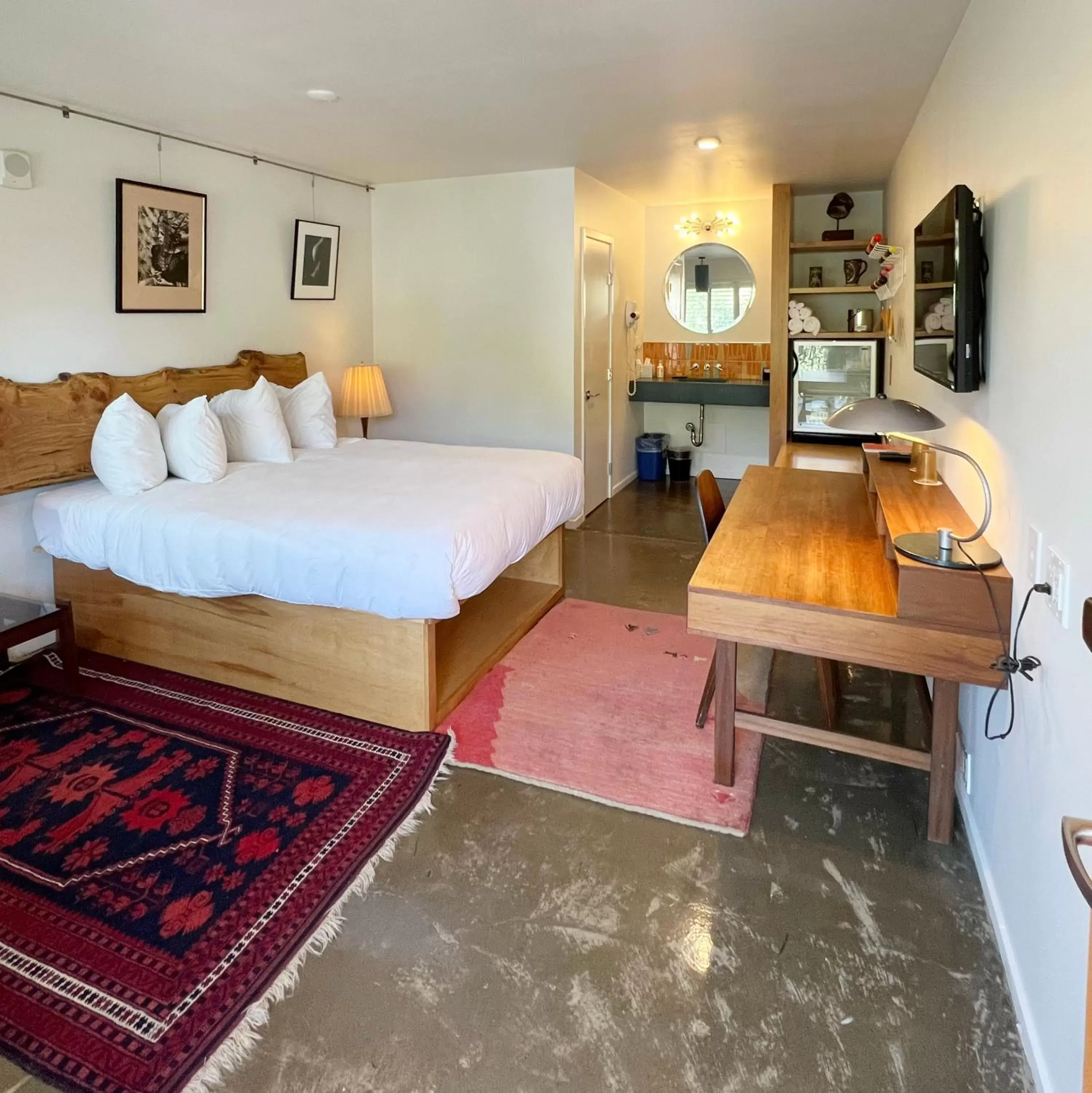 Deluxe Queen Room in The Astro Deluxe Queen Room in The Astro