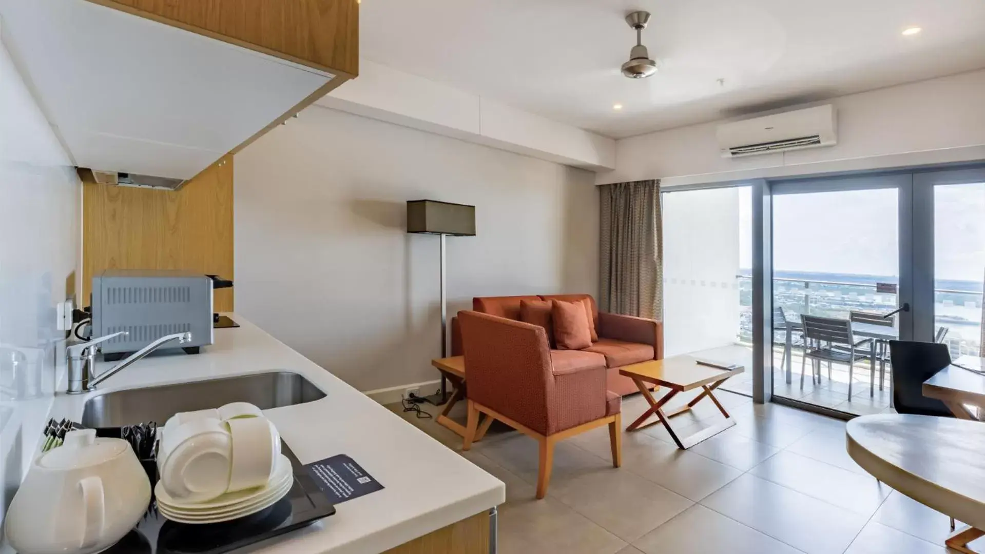 One-Bedroom Apartment in Oaks Darwin Elan Hotel One-Bedroom Apartment in Oaks Darwin Elan Hotel
