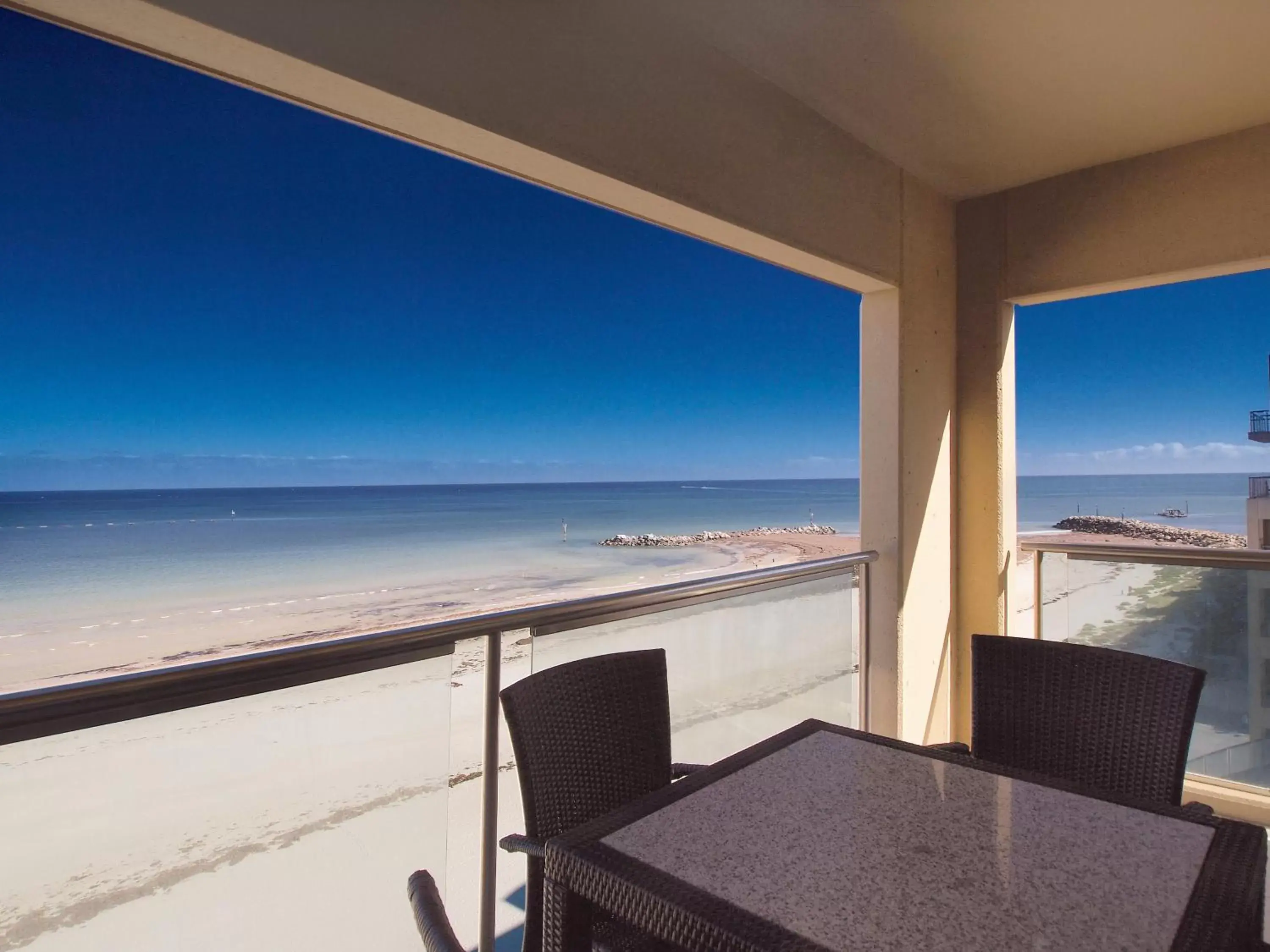 Two-Bedroom Apartment with Ocean View in Oaks Glenelg Plaza Pier Suites Two-Bedroom Apartment with Ocean View in Oaks Glenelg Plaza Pier Suites