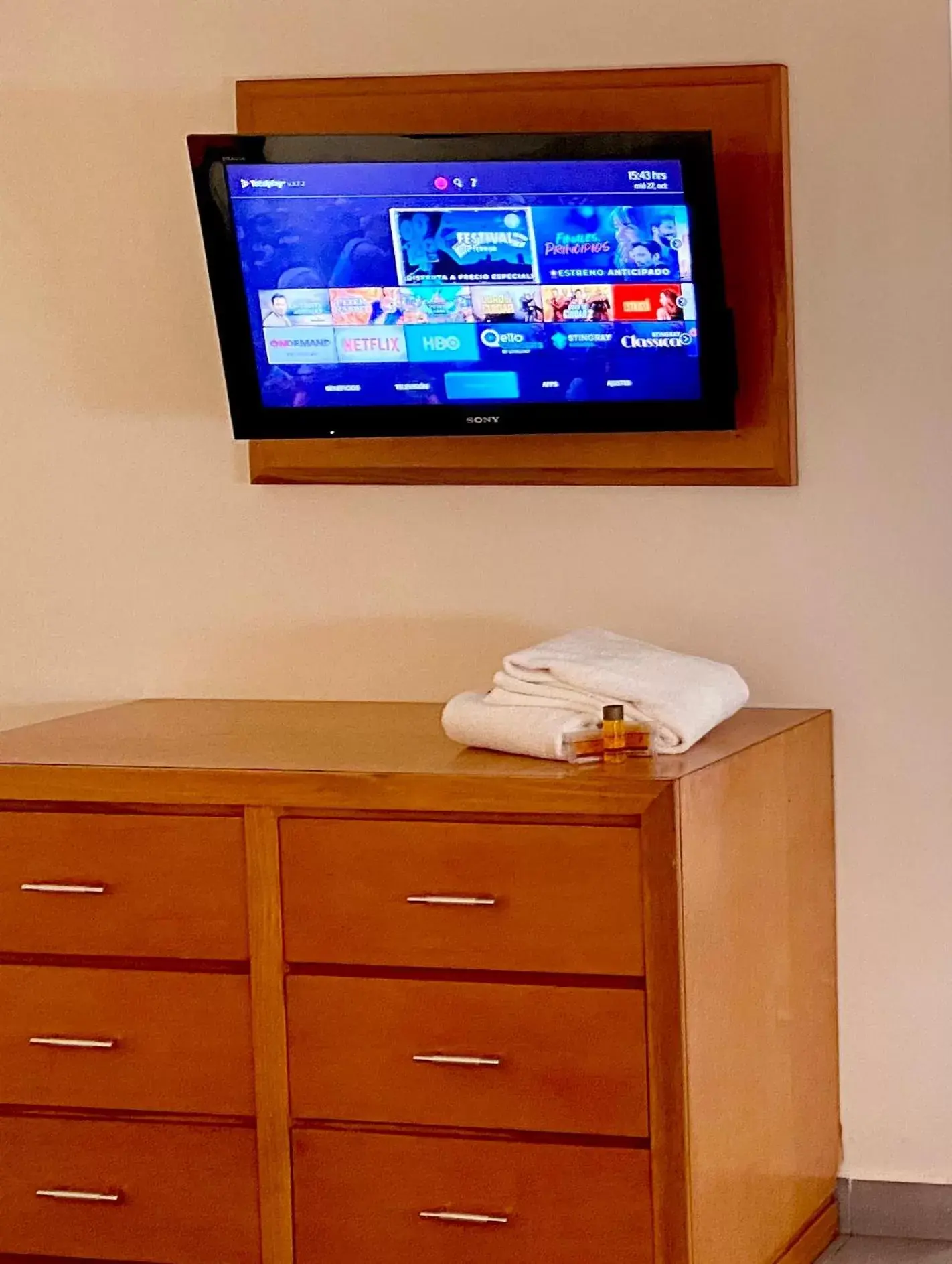 Standard Queen Room in Hotel Buen Valle Standard Queen Room in Hotel Buen Valle