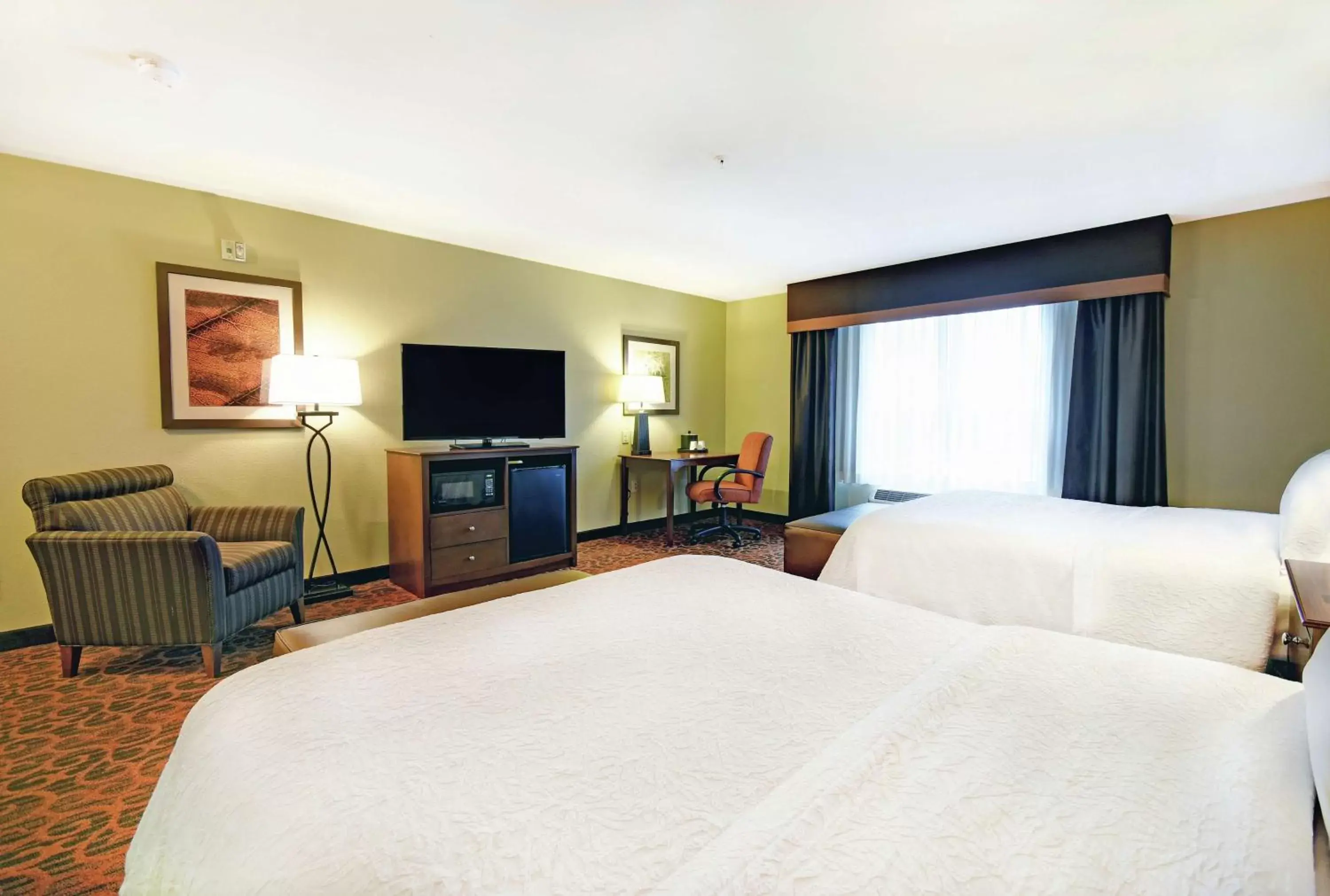 Queen Room with Two Queen Beds - Mobility and Hearing Access/Non-Smoking in Hampton Inn Beloit Queen Room with Two Queen Beds - Mobility and Hearing Access/Non-Smoking in Hampton Inn Beloit