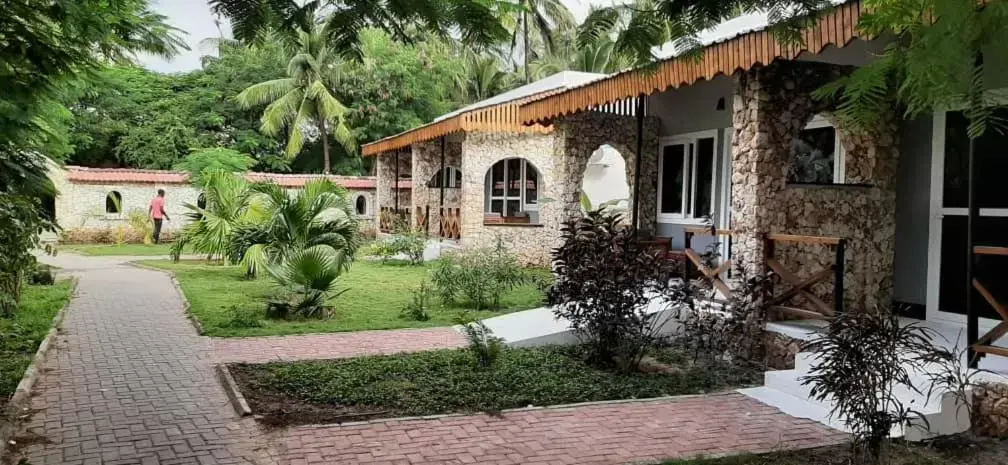 Deluxe King Room in Kijiji Beach Resort Deluxe King Room in Kijiji Beach Resort