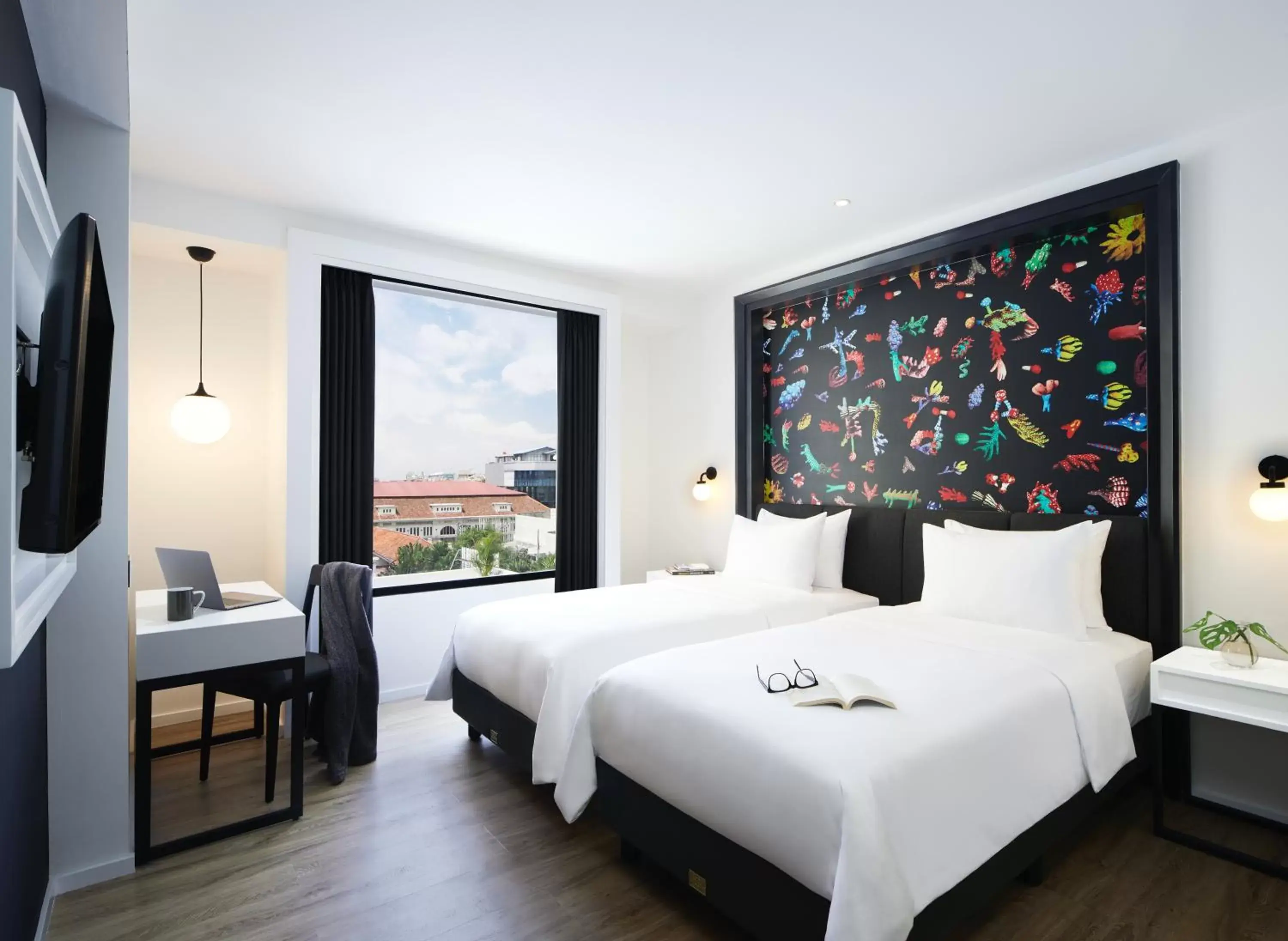 Studio 25 Twin Bed in de Braga, ARTOTEL Curated Studio 25 Twin Bed in de Braga, ARTOTEL Curated