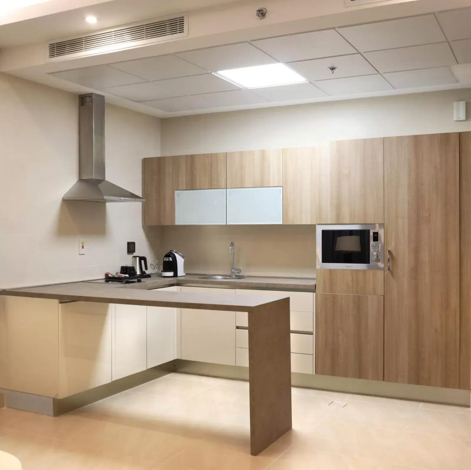 Superior King Suite in Sarwat Park Hotel Riyadh-Diplomatic Quarter فندق سروات بارك الرياض-حي السفارات Superior King Suite in Sarwat Park Hotel Riyadh-Diplomatic Quarter فندق سروات بارك الرياض-حي السفارات