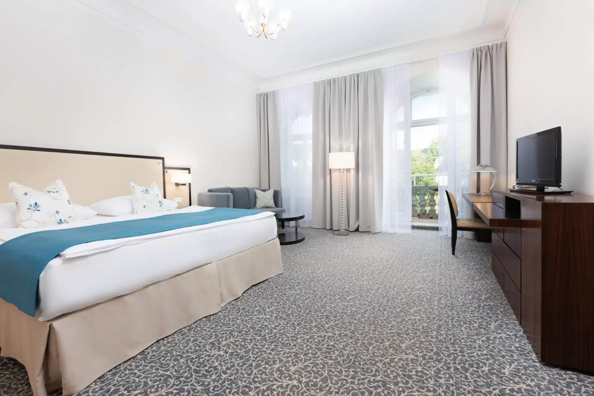 Deluxe Double or Twin Room with Balcony in OREA Spa Hotel Bohemia Mariánské Lázně Deluxe Double or Twin Room with Balcony in OREA Spa Hotel Bohemia Mariánské Lázně