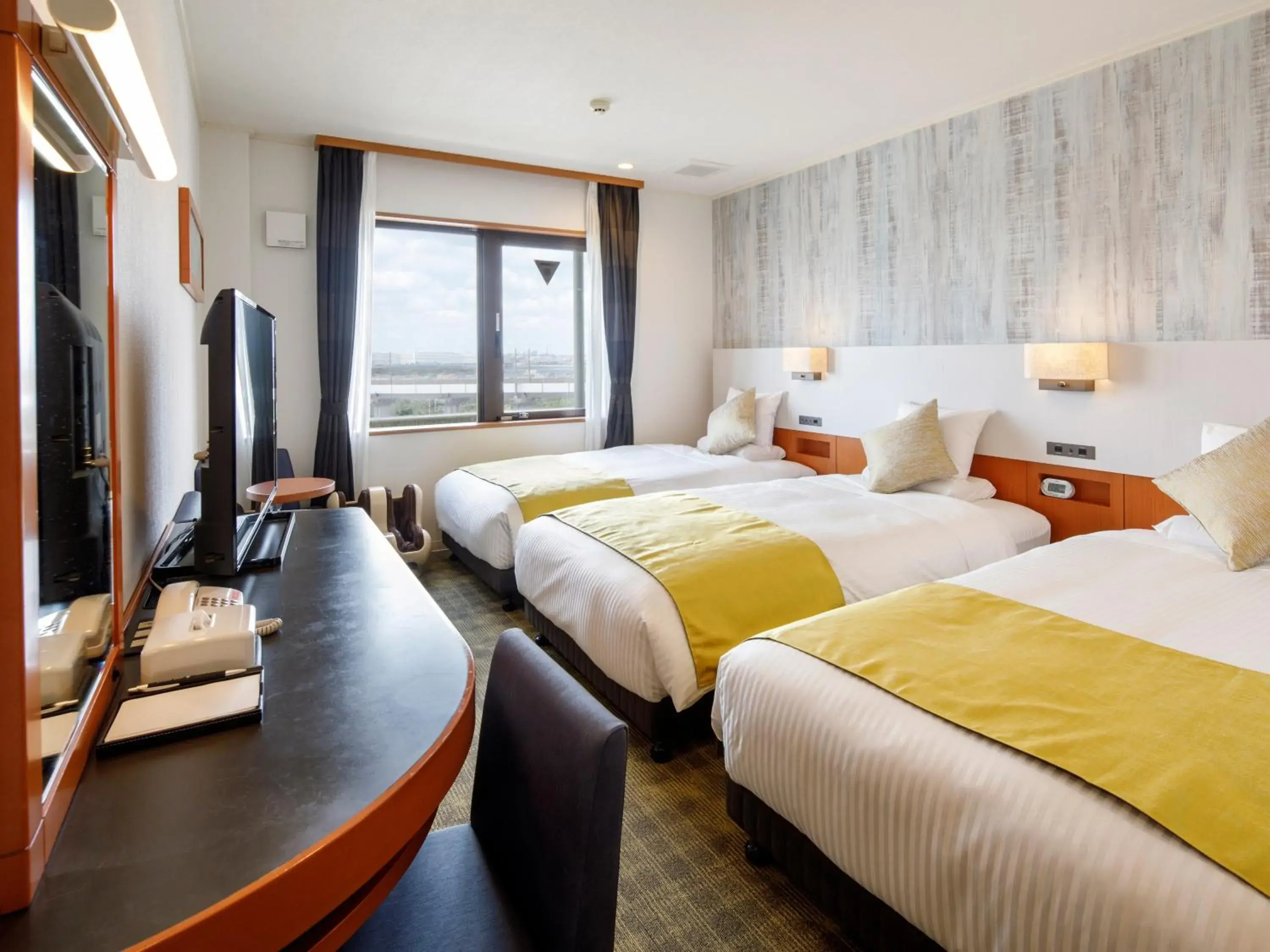 Superior Triple Room - single occupancy in HOTEL MYSTAYS Maihama Superior Triple Room - single occupancy in HOTEL MYSTAYS Maihama