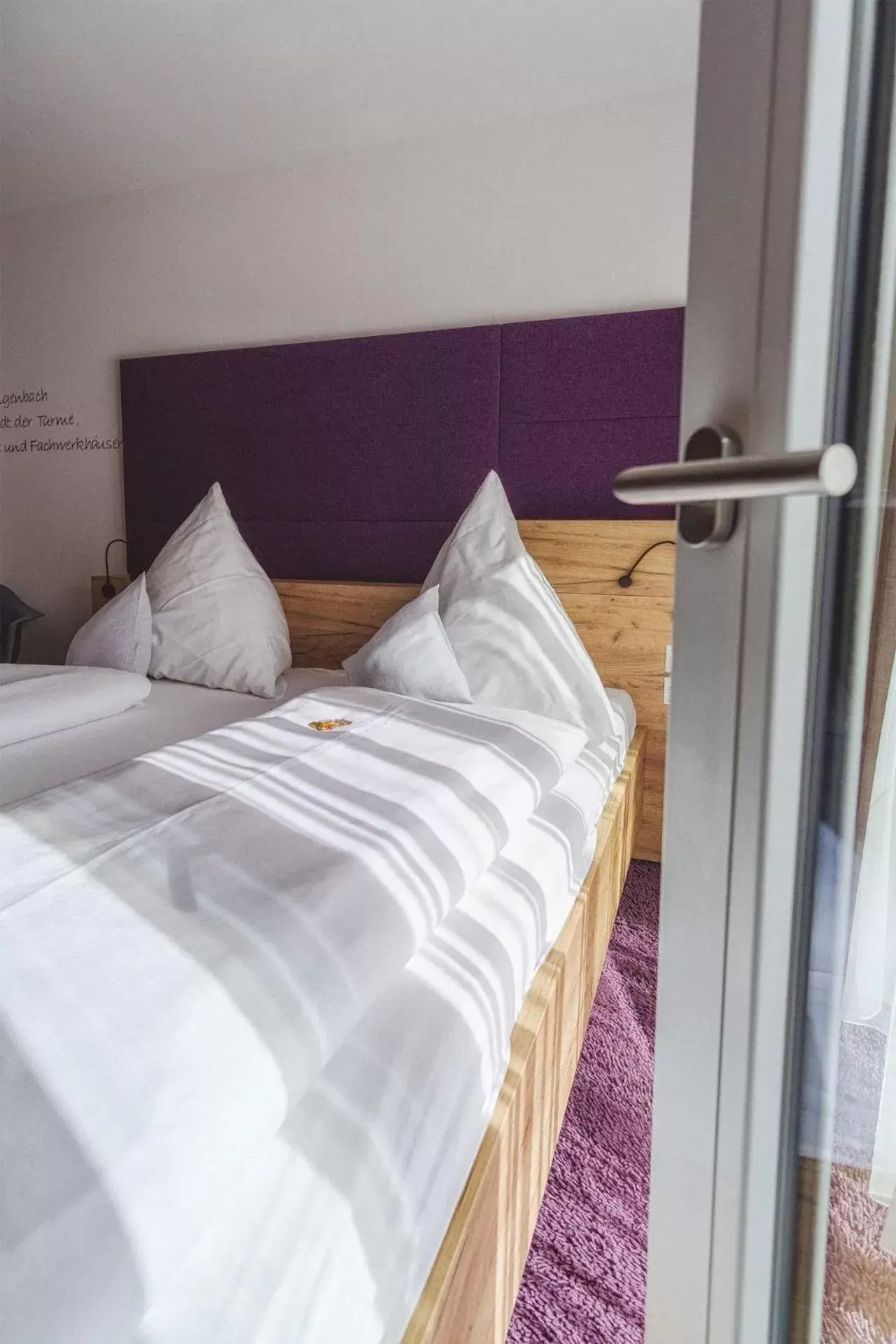 Standard Double Room in Hotel Restaurant Kochschule Rössle Standard Double Room in Hotel Restaurant Kochschule Rössle