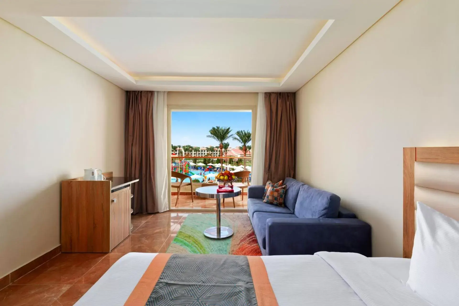 Deluxe Double or Twin Room with Pool View in Pickalbatros Dana Beach Resort - Aqua Park Deluxe Double or Twin Room with Pool View in Pickalbatros Dana Beach Resort - Aqua Park