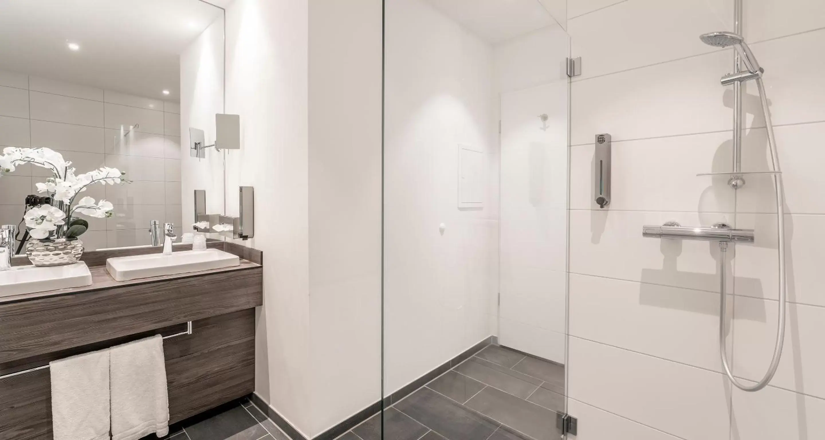 Standard Single Room in Best Western Plaza Hotel Mannheim Standard Single Room in Best Western Plaza Hotel Mannheim