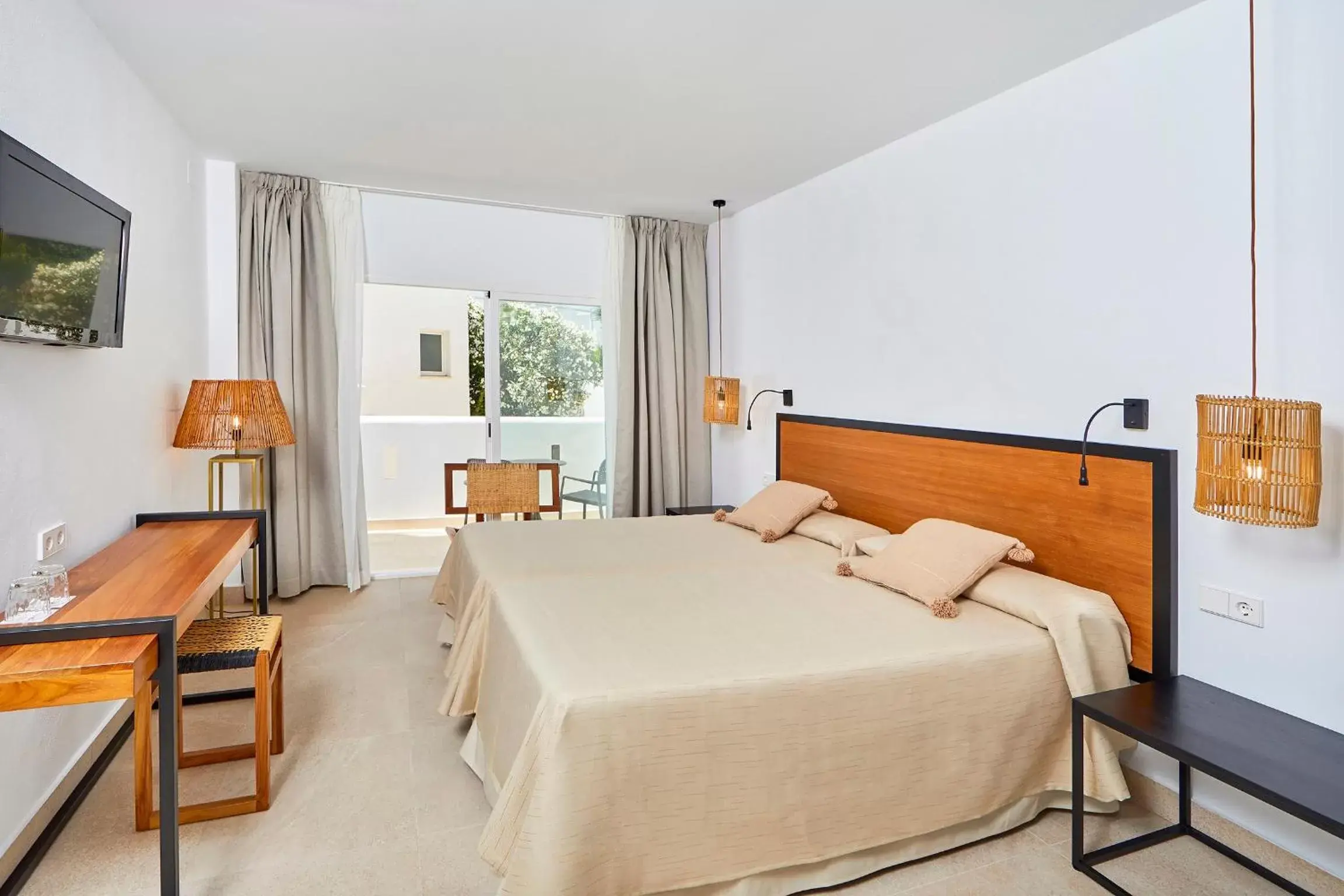 Style Double Room (2 Adults) in FERGUS Conil Park Style Double Room (2 Adults) in FERGUS Conil Park