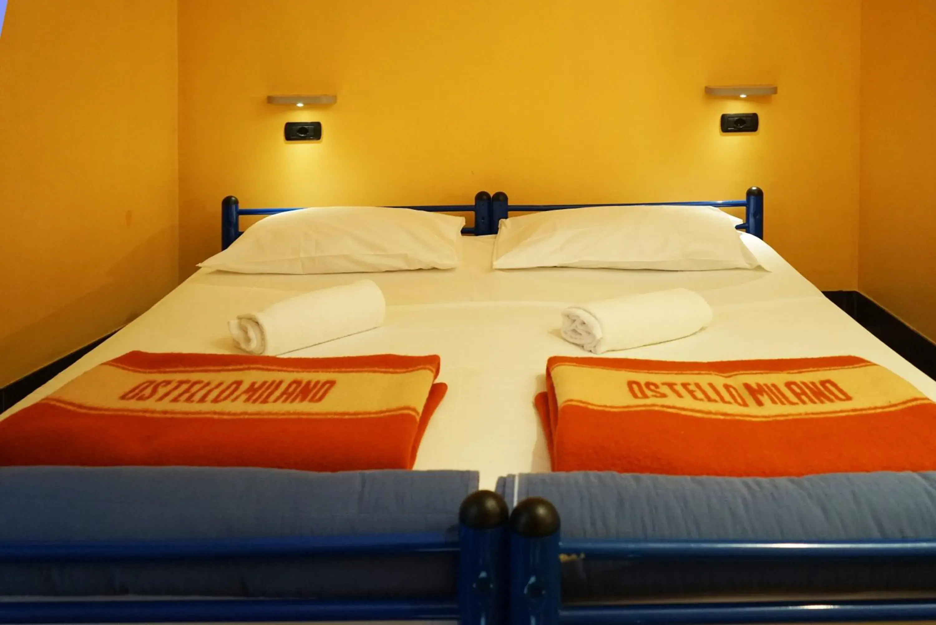 Double or Twin Room in Hi! Ostello Milano Double or Twin Room in Hi! Ostello Milano