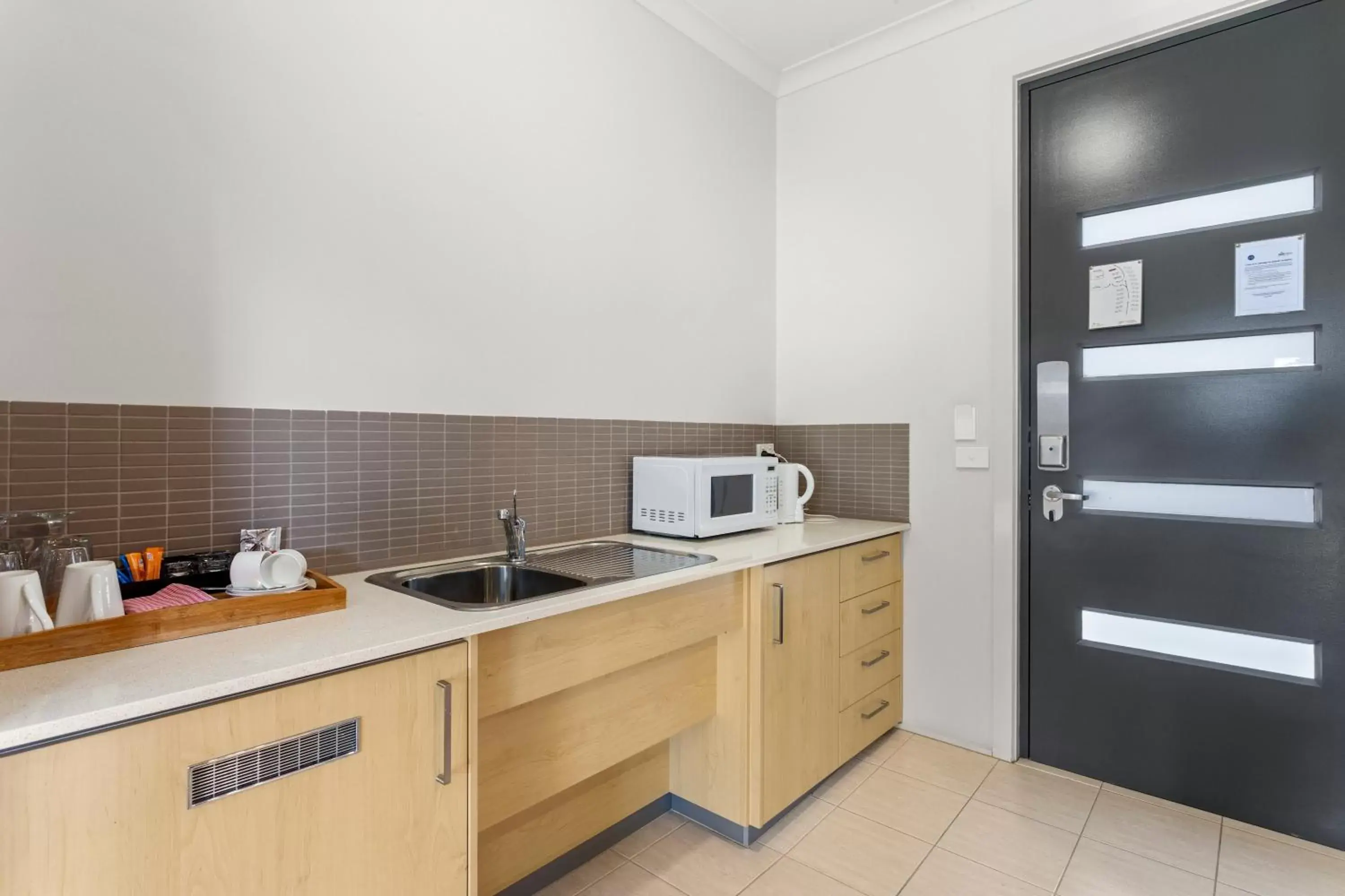 Queen Studio in Quality Hotel Point Cook Queen Studio in Quality Hotel Point Cook