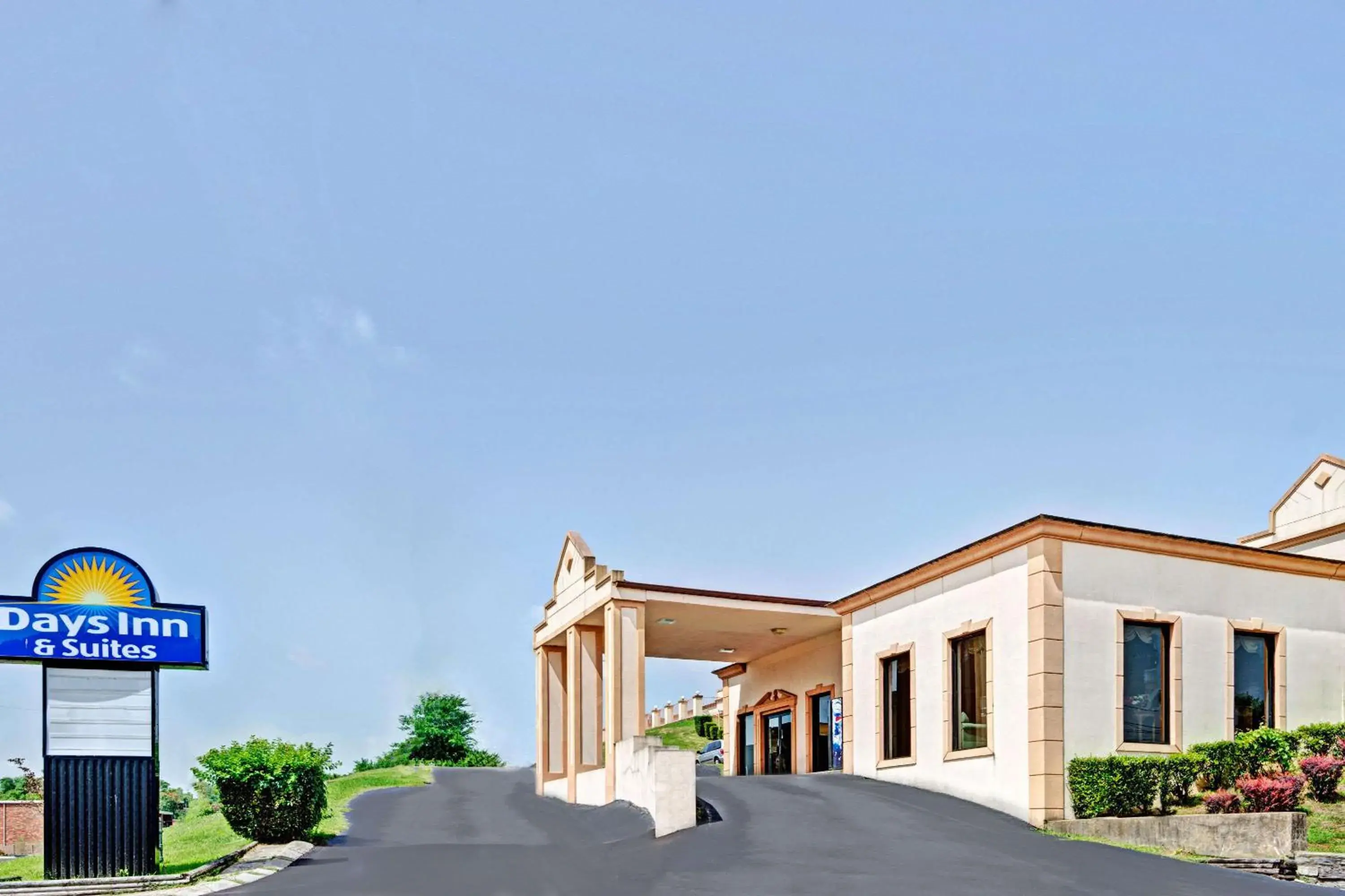 Super 8 by Wyndham Nashville Near Downtown / I-40 Super 8 by Wyndham Nashville Near Downtown / I-40