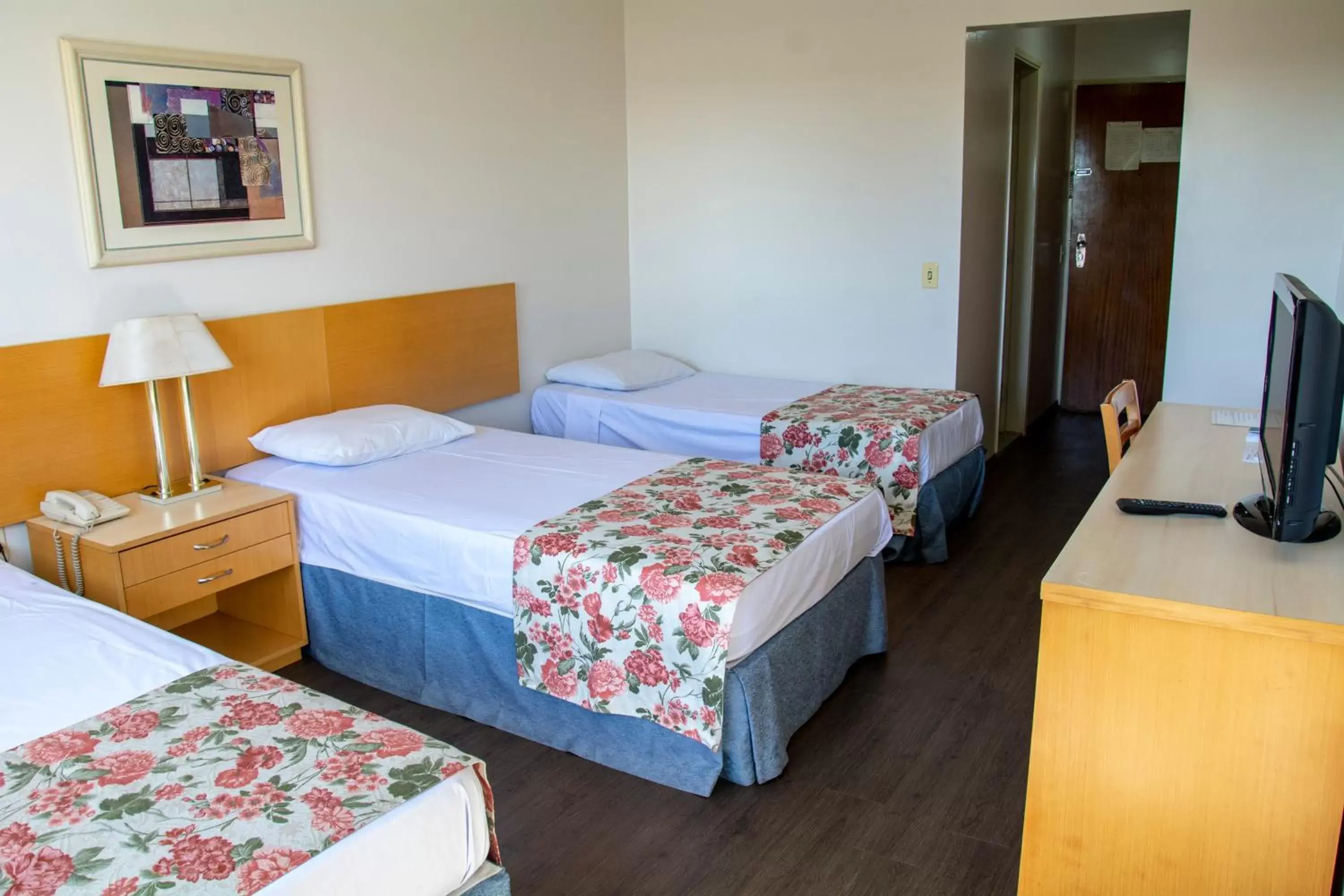 Triple Room (3 single Beds) in Hotel Dan Inn São José dos Campos Triple Room (3 single Beds) in Hotel Dan Inn São José dos Campos