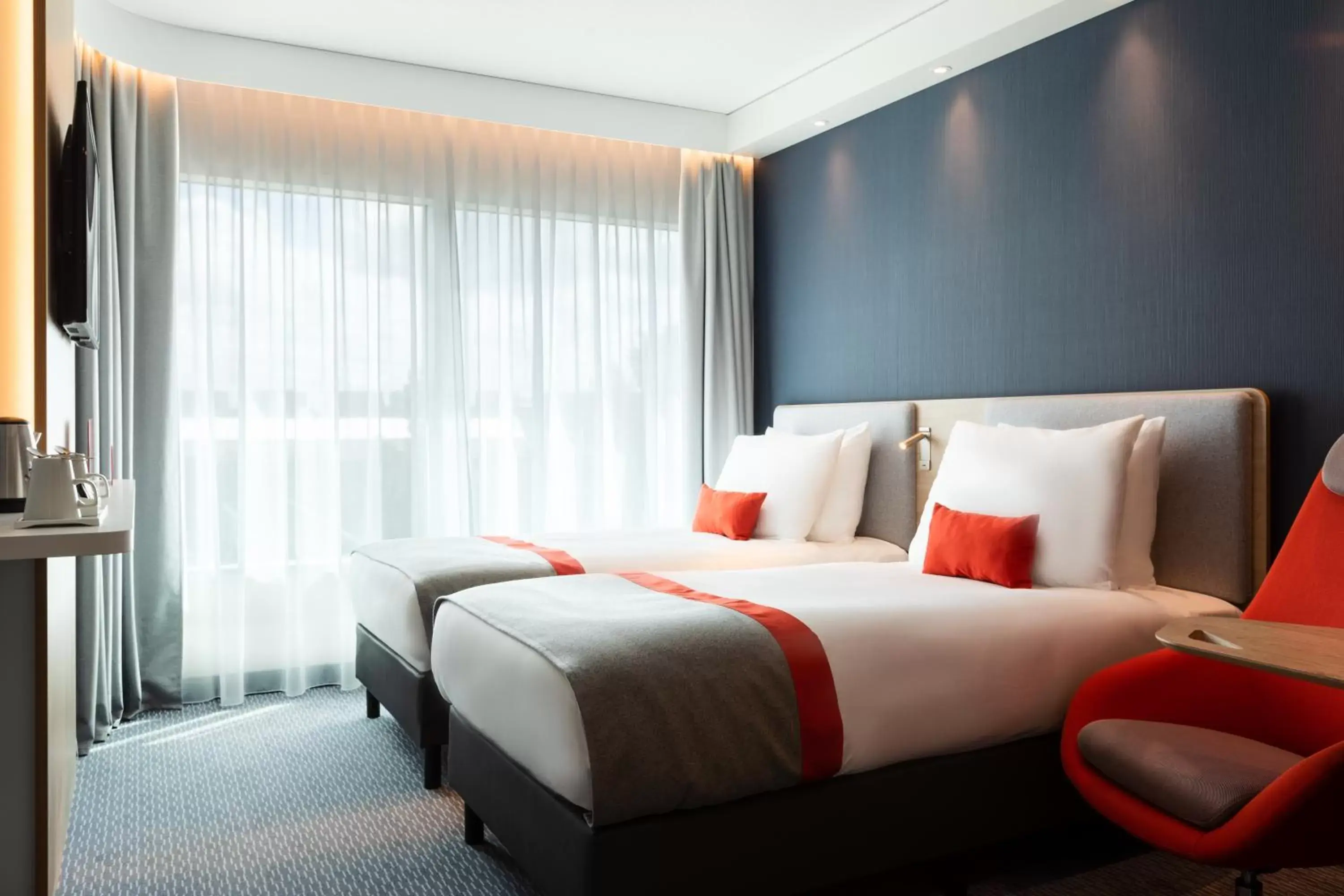 Standard Twin Room with Free Breakfast in Holiday Inn Express Amsterdam - North Riverside by IHG Standard Twin Room with Free Breakfast in Holiday Inn Express Amsterdam - North Riverside by IHG