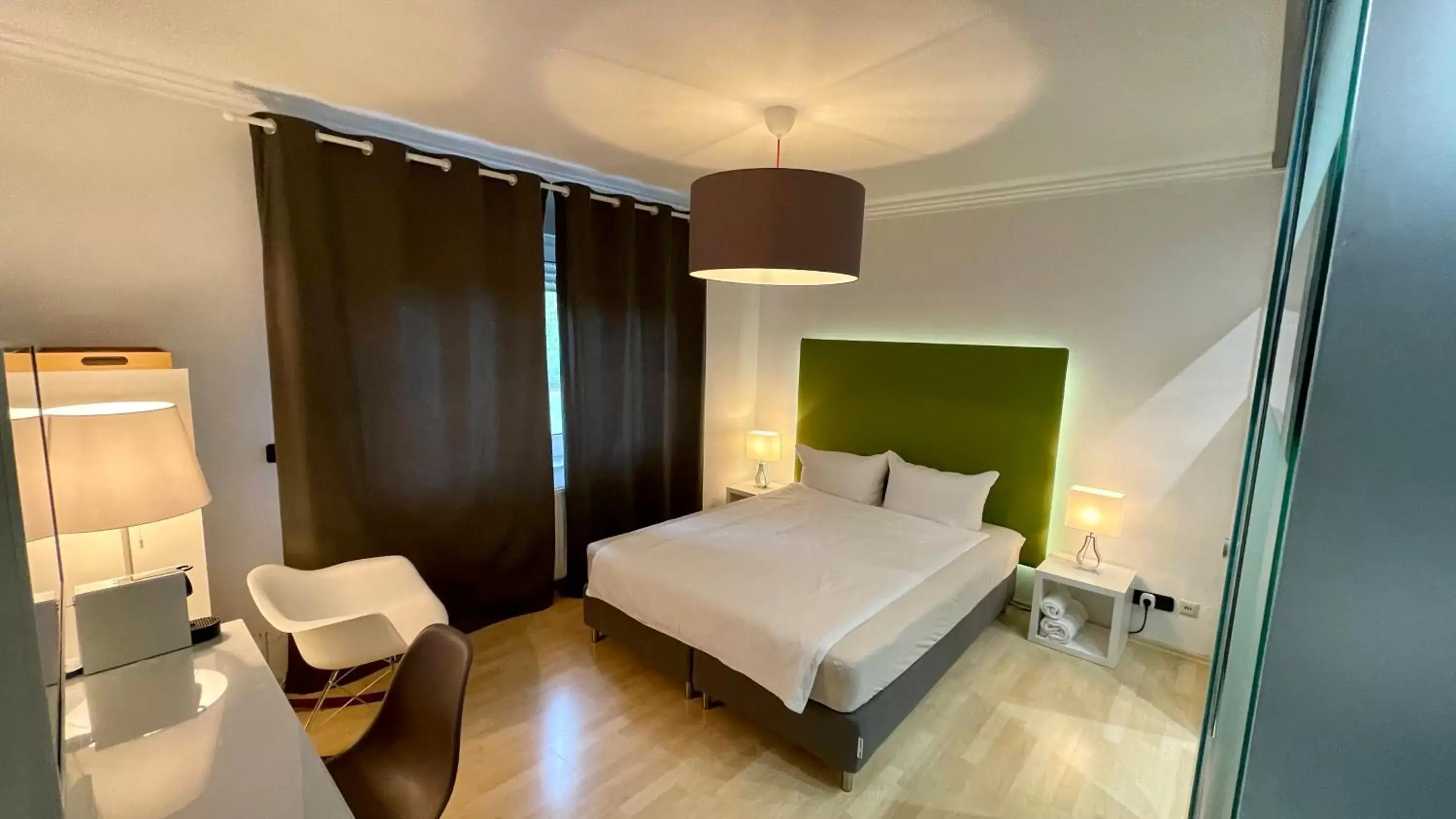 Deluxe Double Room in smart&beautiful Guesthouse Deluxe Double Room in smart&beautiful Guesthouse