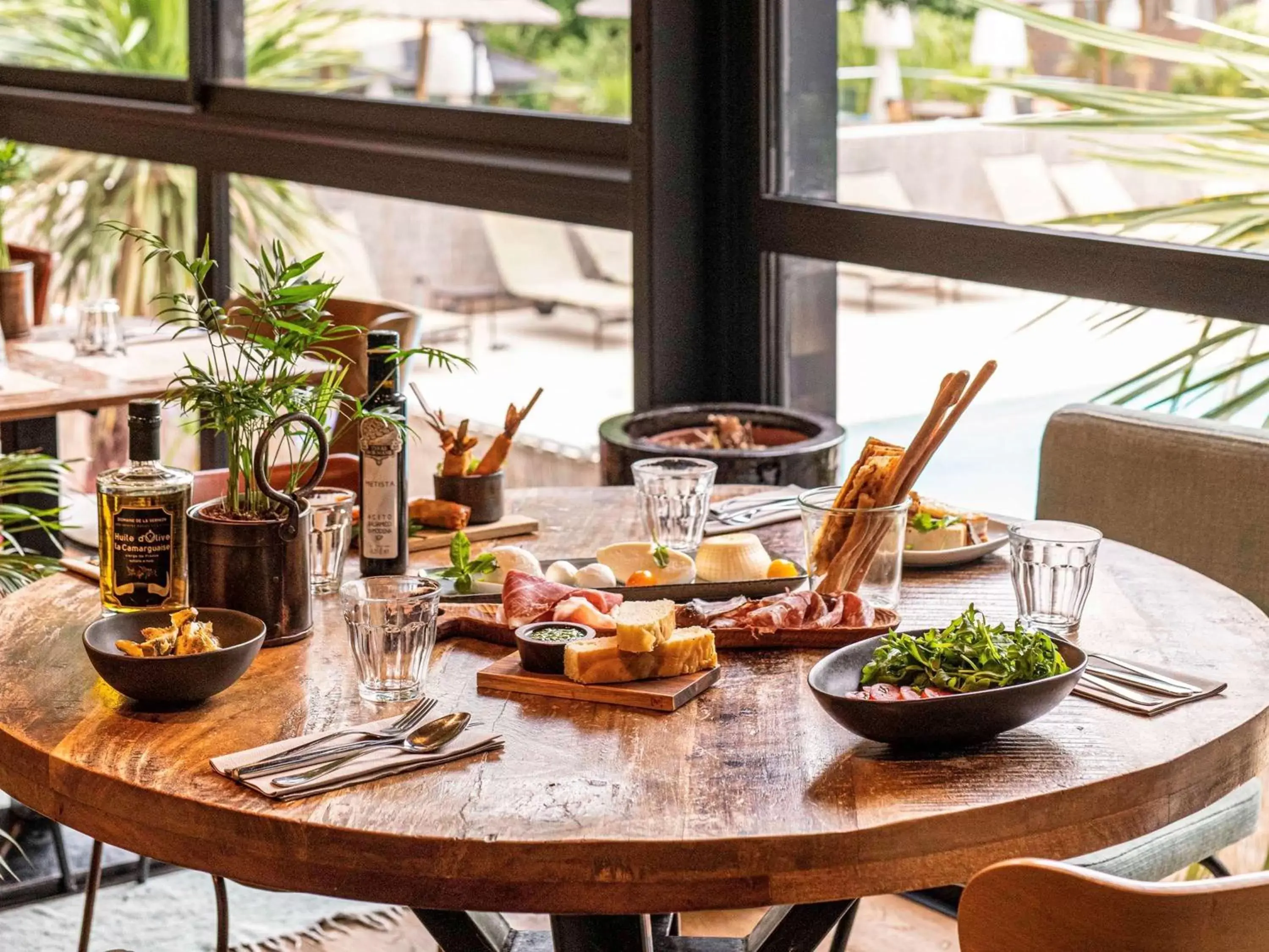 Novotel Avignon Nord Novotel Avignon Nord