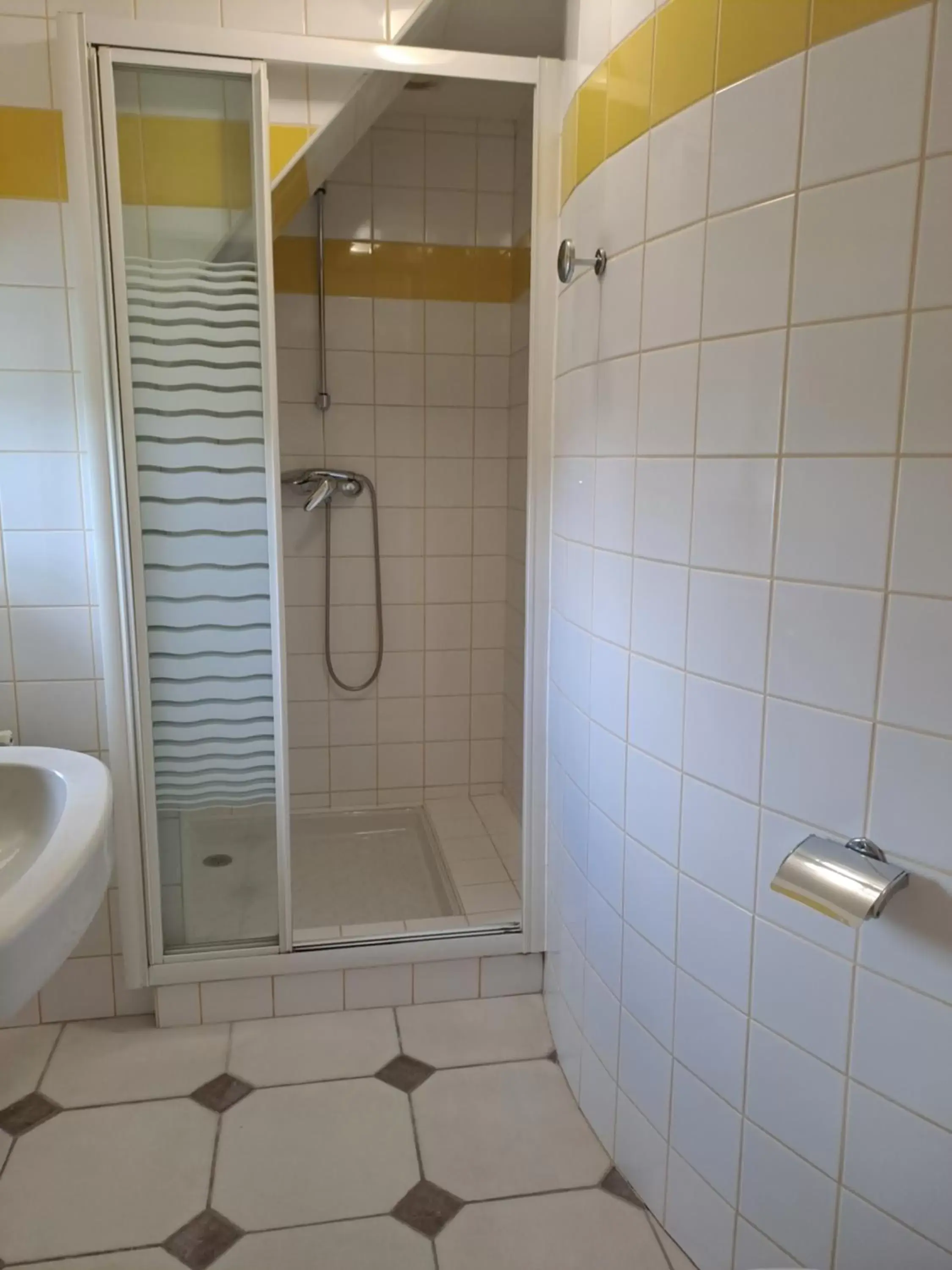 Triple Room with Private Bathroom in Le Jardin Umal Triple Room with Private Bathroom in Le Jardin Umal