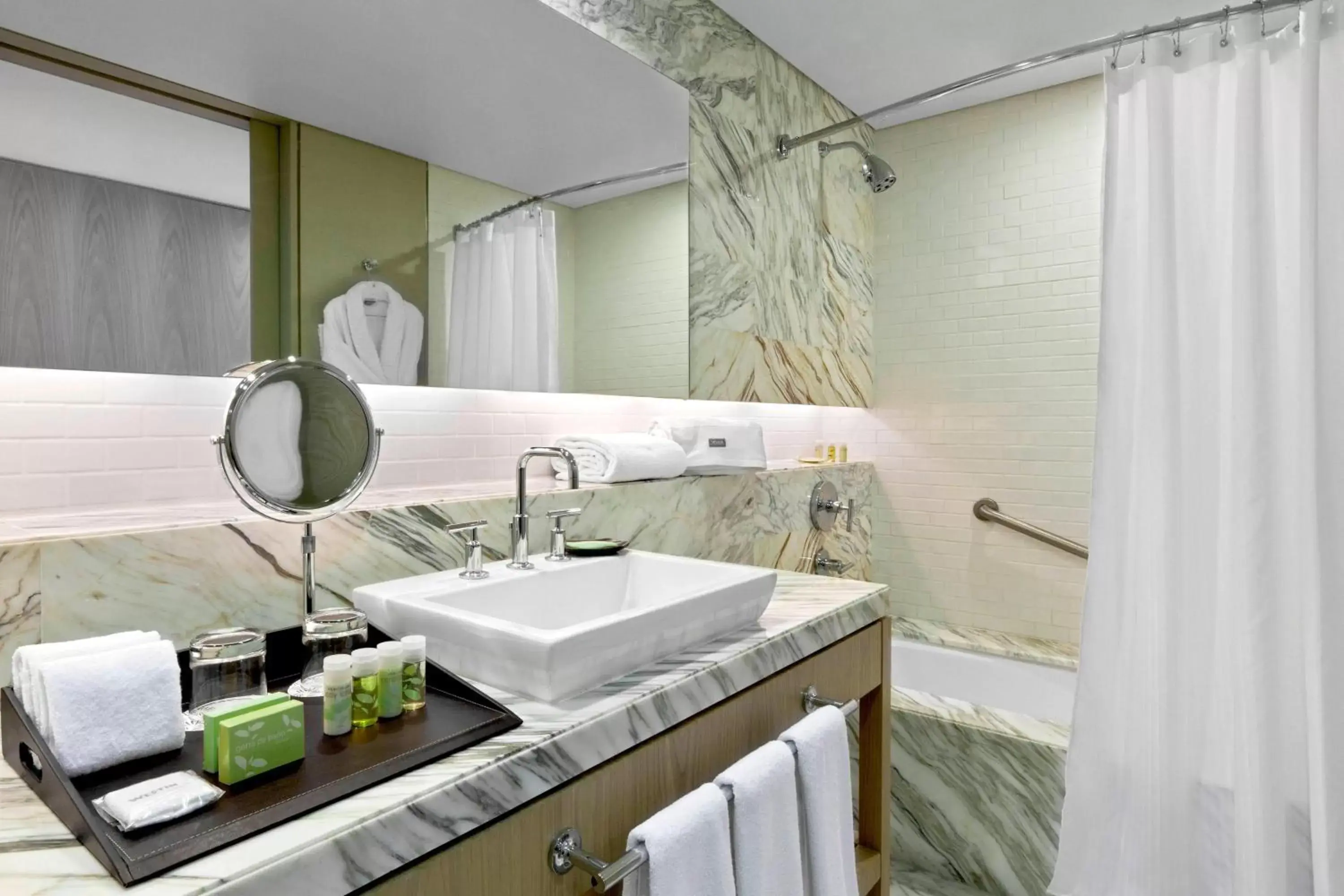 Premium 2 Queen Beds, Guest room, 2 Double, City view in The Westin Guadalajara Premium 2 Queen Beds, Guest room, 2 Double, City view in The Westin Guadalajara