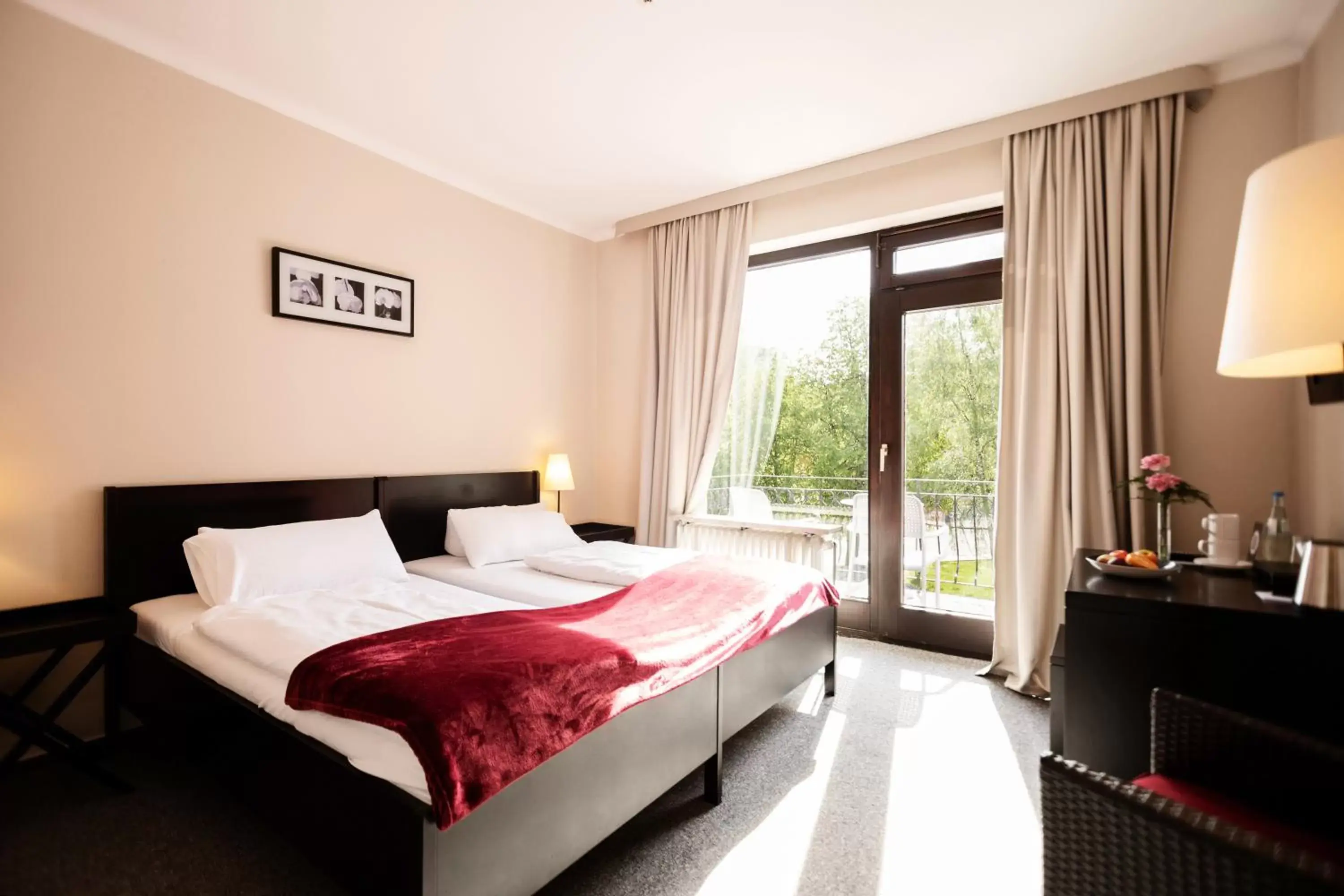 Standard Double Room - Land View in Hotel Dieksee - Collection by Ligula Standard Double Room - Land View in Hotel Dieksee - Collection by Ligula