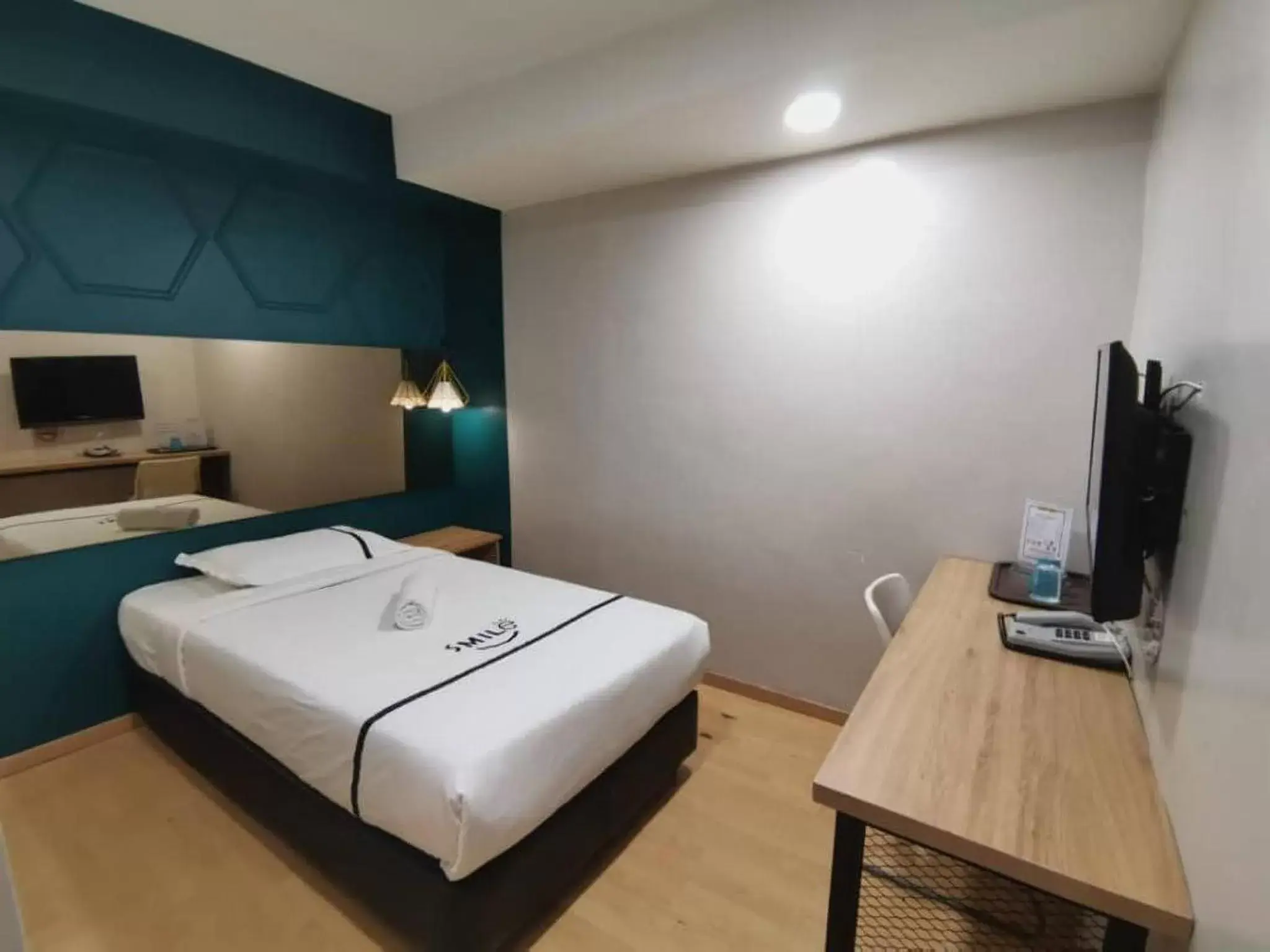 Single Room with Bathroom in Smile Hotel Selayang Point Single Room with Bathroom in Smile Hotel Selayang Point