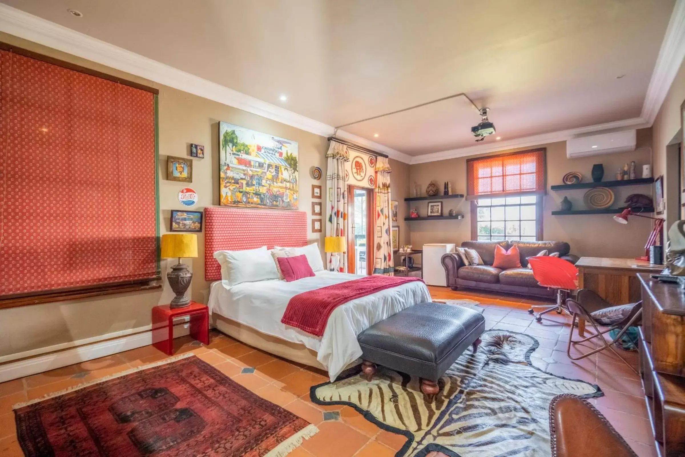 Double Room with Private External Bathroom - single occupancy in Holland House B&B Double Room with Private External Bathroom - single occupancy in Holland House B&B