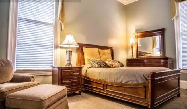 Double Room with Private Bathroom in Clark House Inn Double Room with Private Bathroom in Clark House Inn