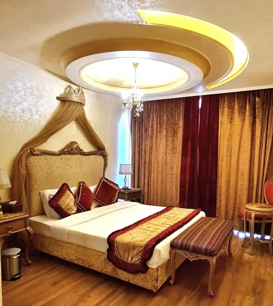 Deluxe Double Room with Balcony in Q Hotel Deluxe Double Room with Balcony in Q Hotel