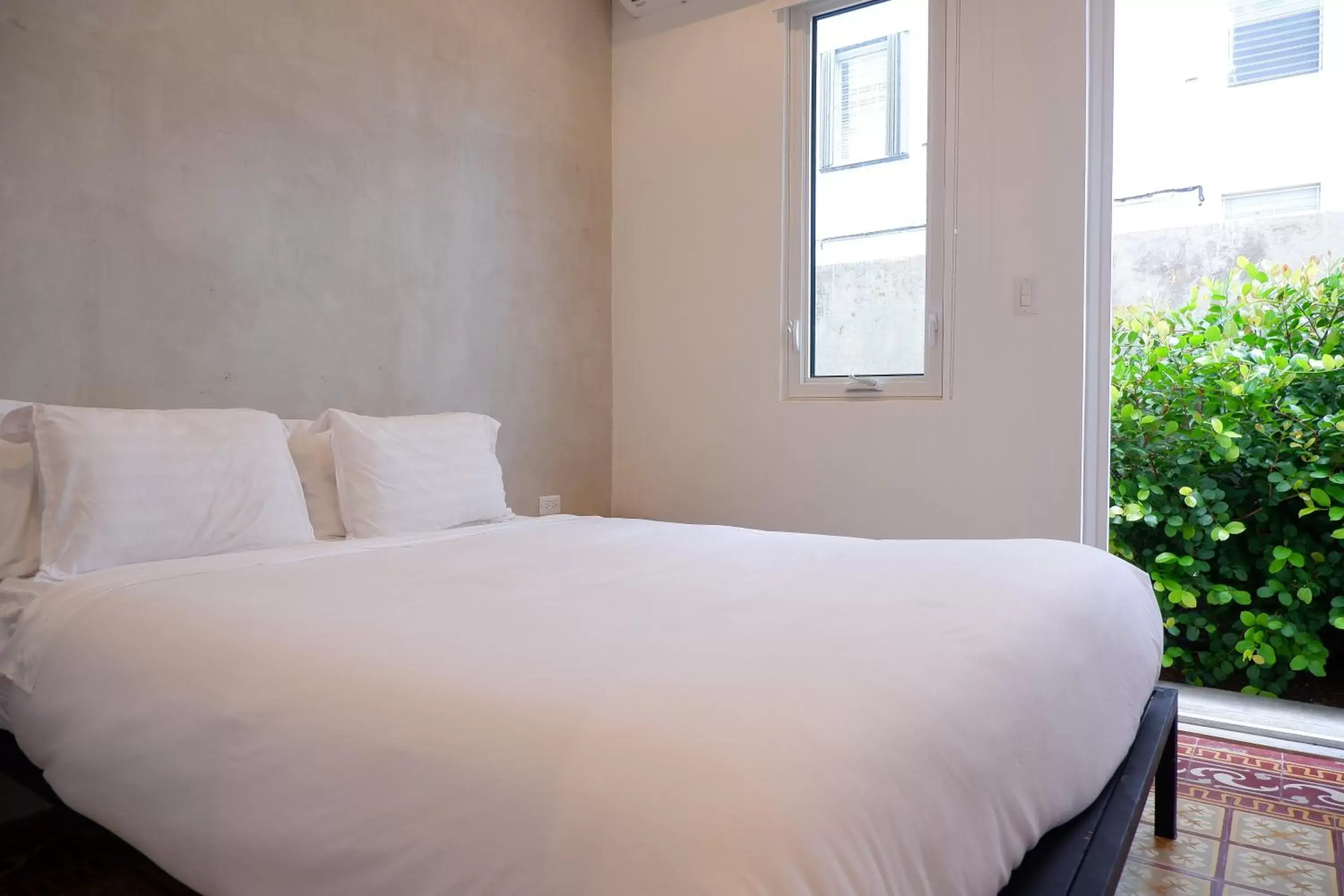 Mare 25 Single Queen Room in Stay at Mare Mare 25 Single Queen Room in Stay at Mare