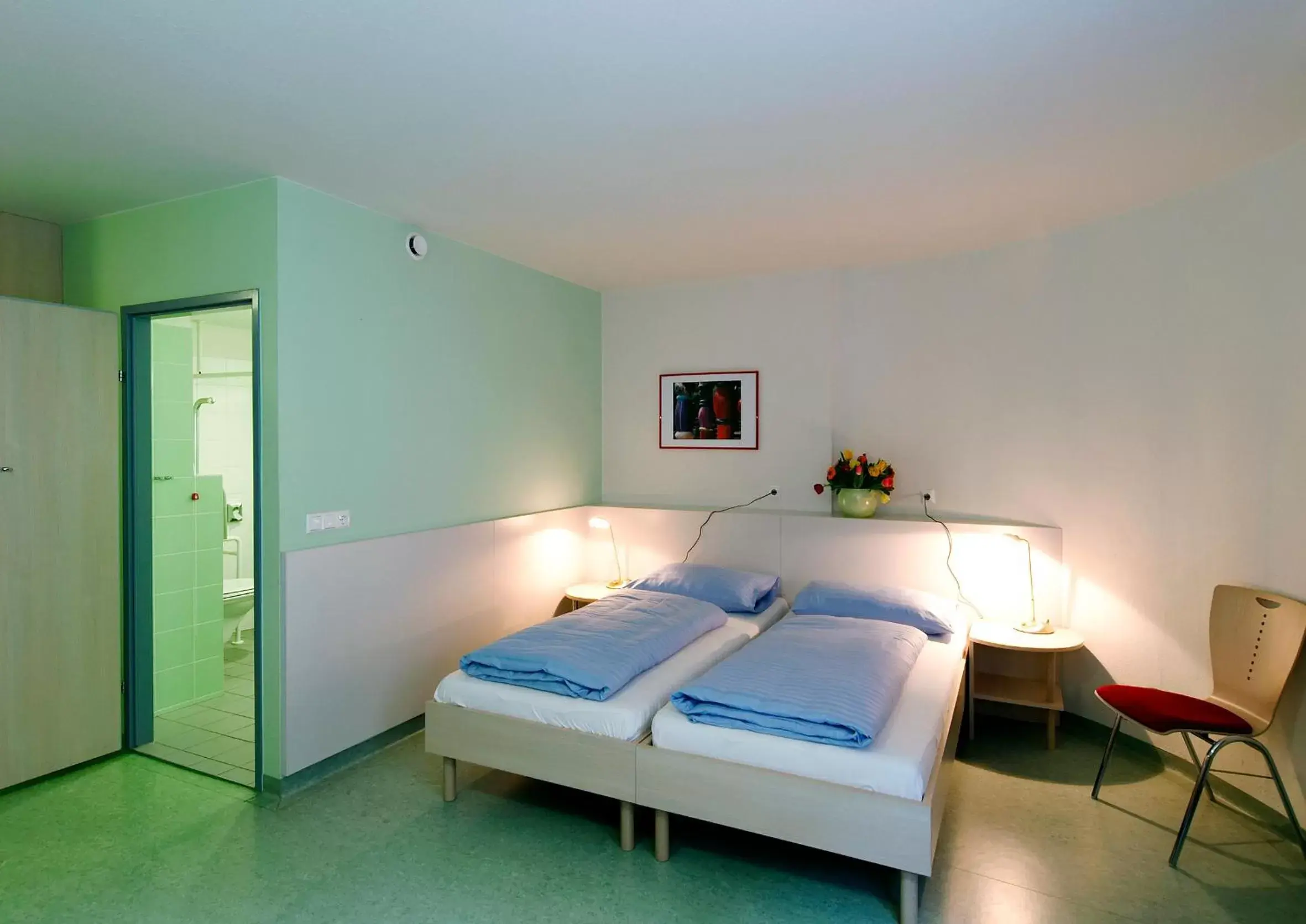 Single Room - Disability Access in Hotel Kolping Wien Zentral Single Room - Disability Access in Hotel Kolping Wien Zentral