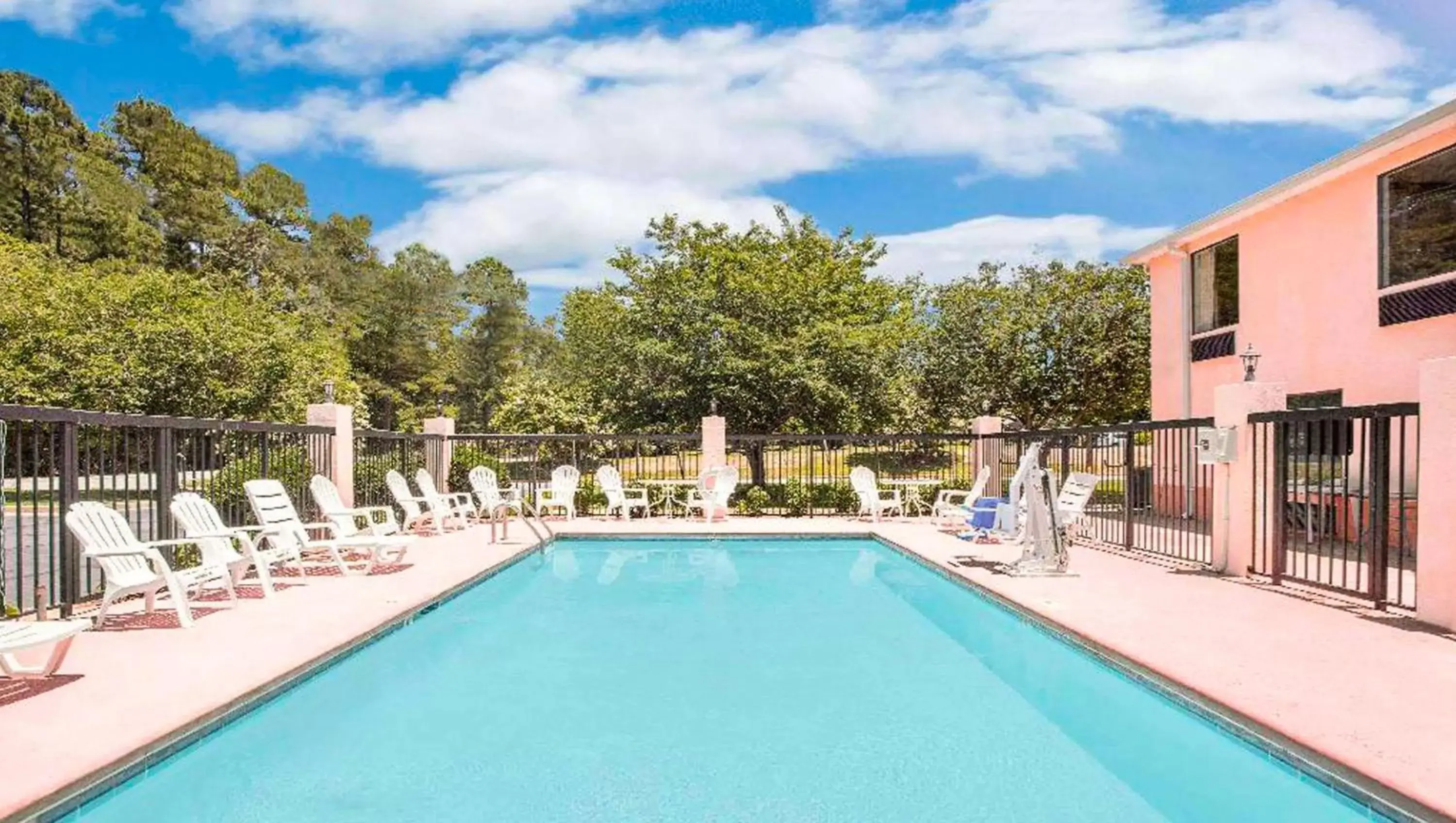 Gray Inn & Suites Gray Inn & Suites