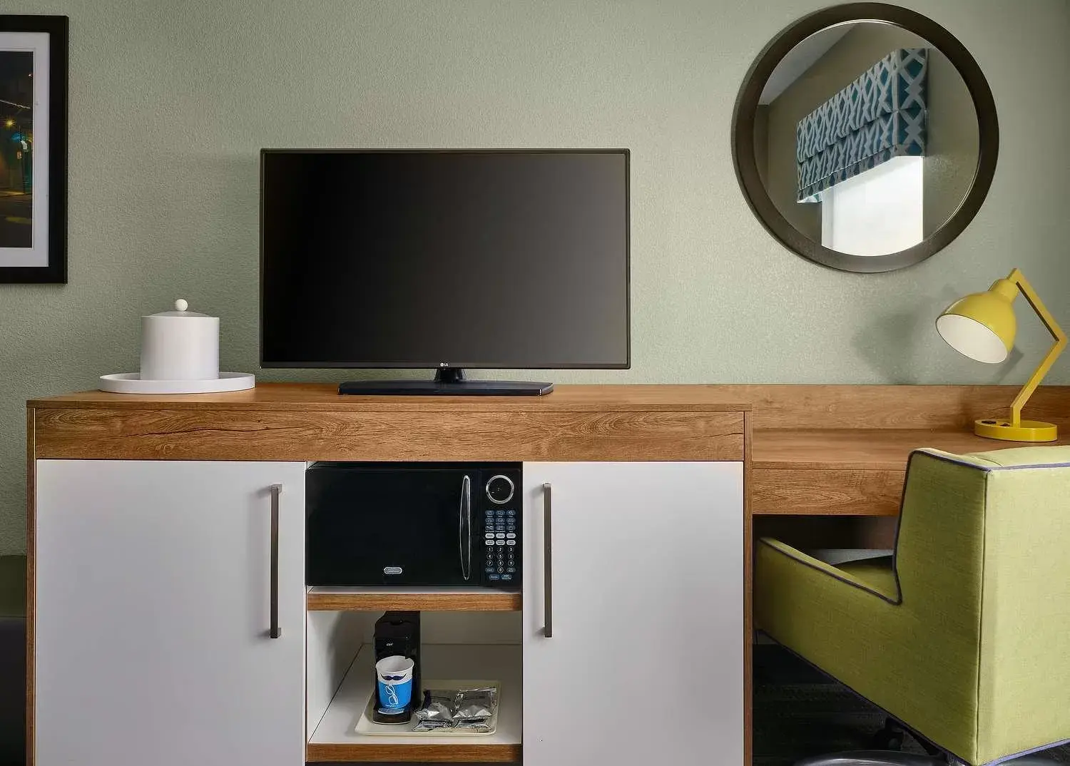 Room with Two Queen Beds - Non-Smoking in Hampton Inn Covington/Mandeville Room with Two Queen Beds - Non-Smoking in Hampton Inn Covington/Mandeville