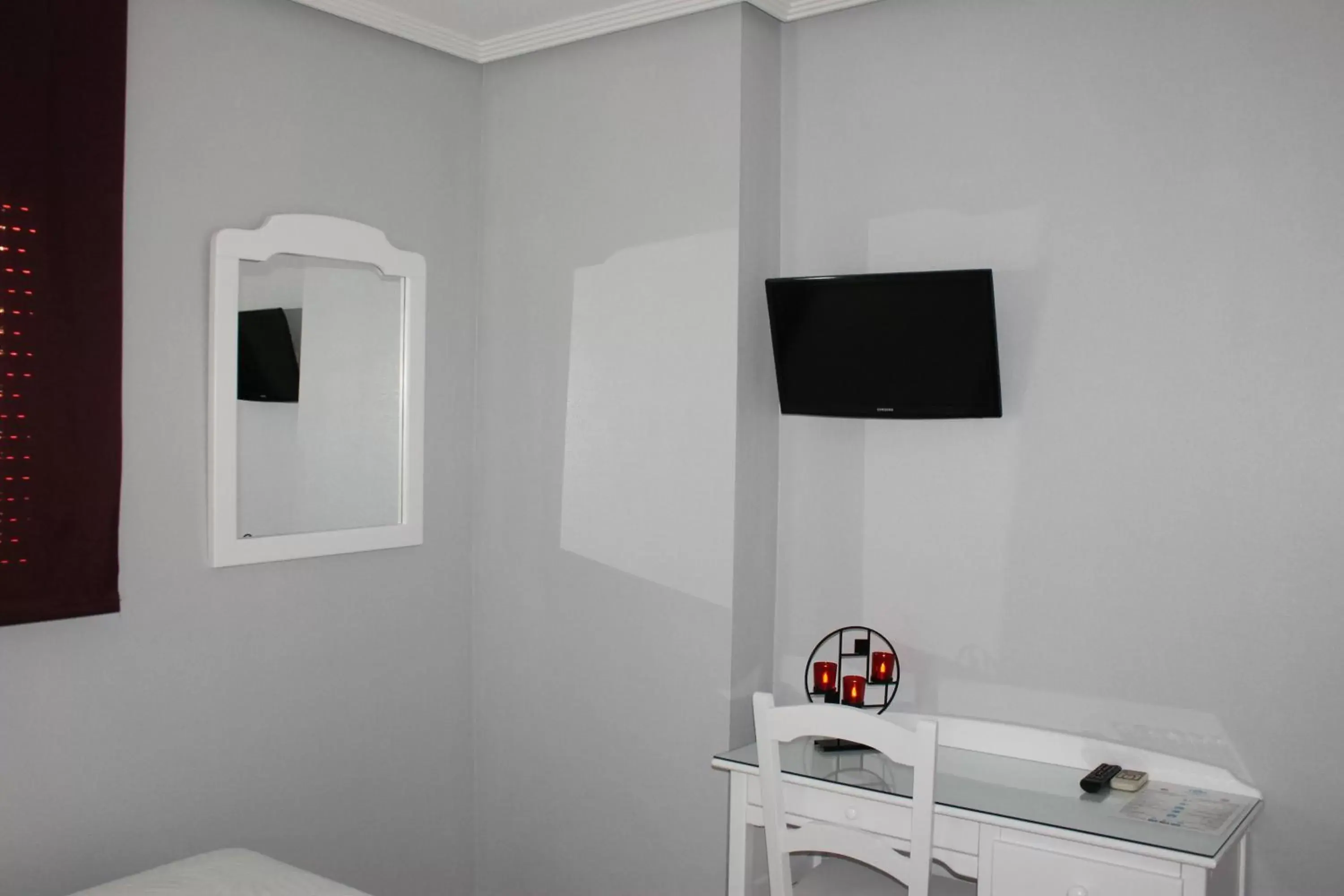 Twin Room in Hotel Los Palacios Twin Room in Hotel Los Palacios