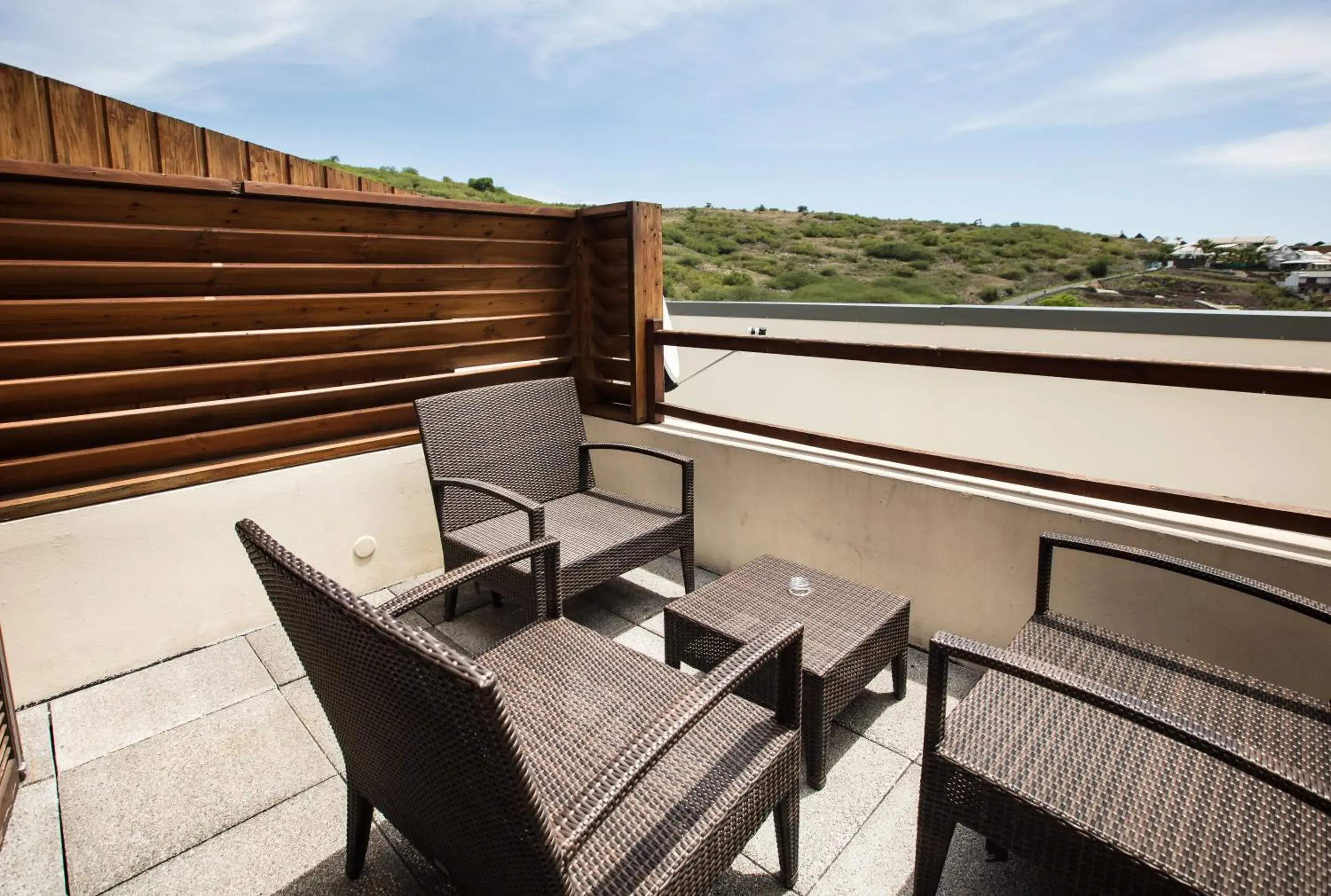 Triple Room in Tama Hotel Triple Room in Tama Hotel