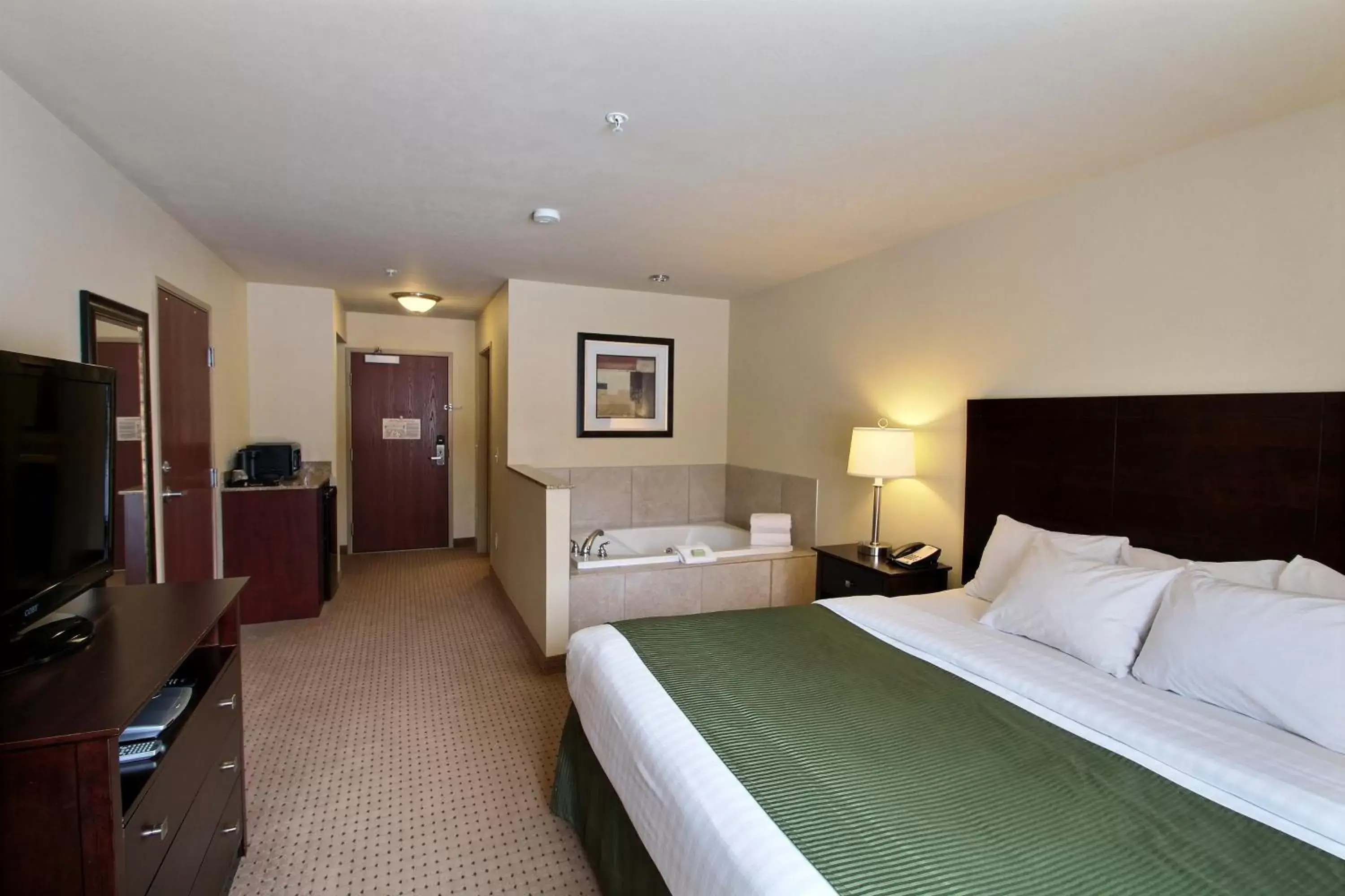 Suite in Cobblestone Inn & Suites - Brillion Suite in Cobblestone Inn & Suites - Brillion