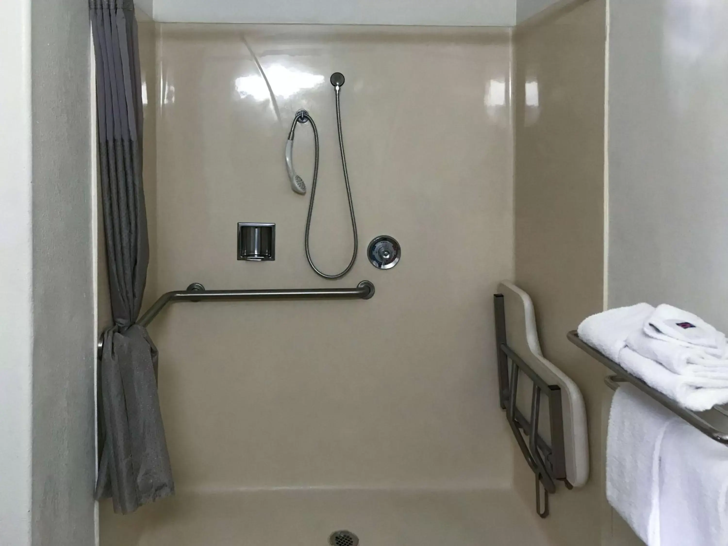 Quadruple Room - single occupancy - Disability Access - Roll in Shower in Motel 6-Visalia, CA Quadruple Room - single occupancy - Disability Access - Roll in Shower in Motel 6-Visalia, CA