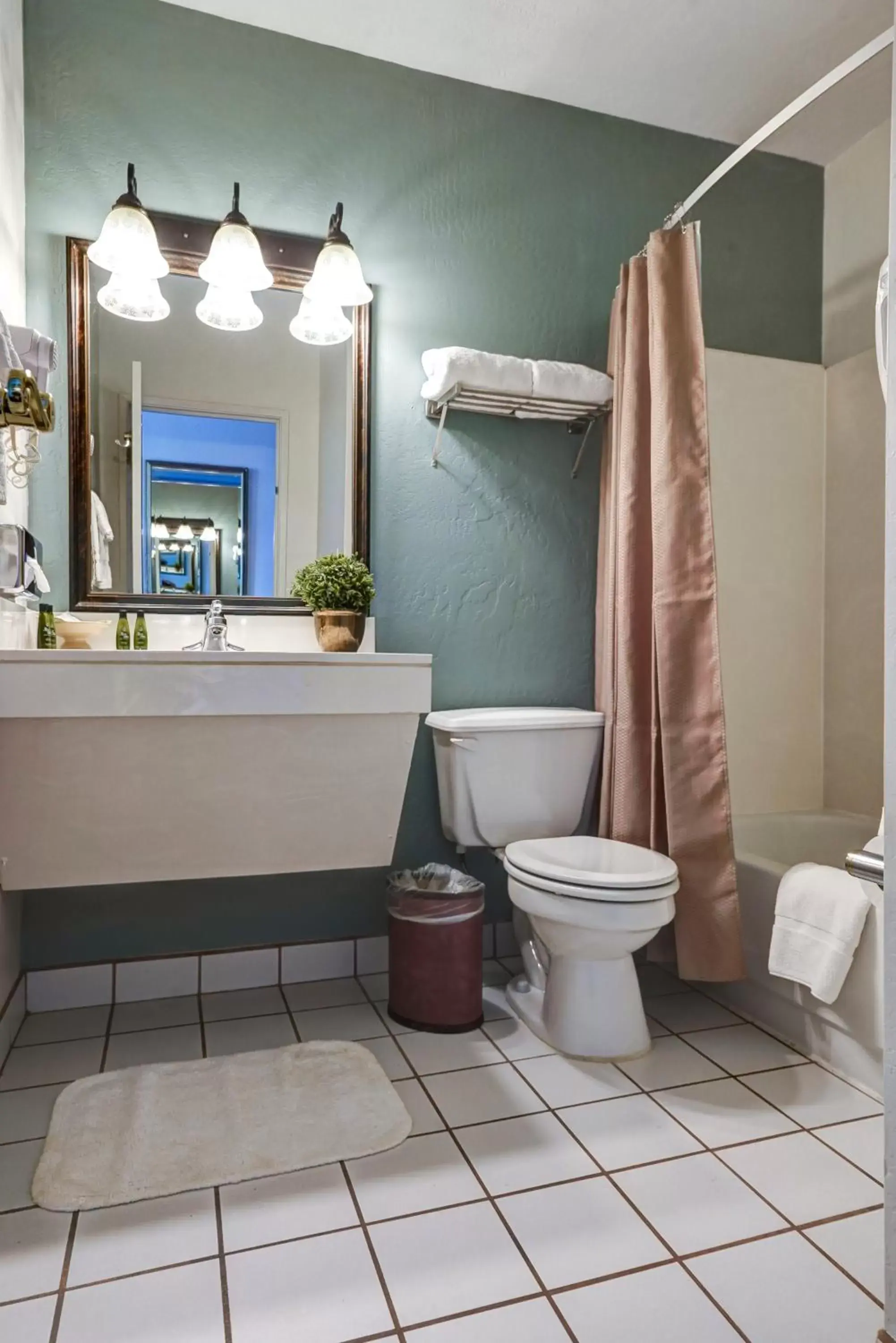 Standard King Room in Forest Villas Hotel Standard King Room in Forest Villas Hotel