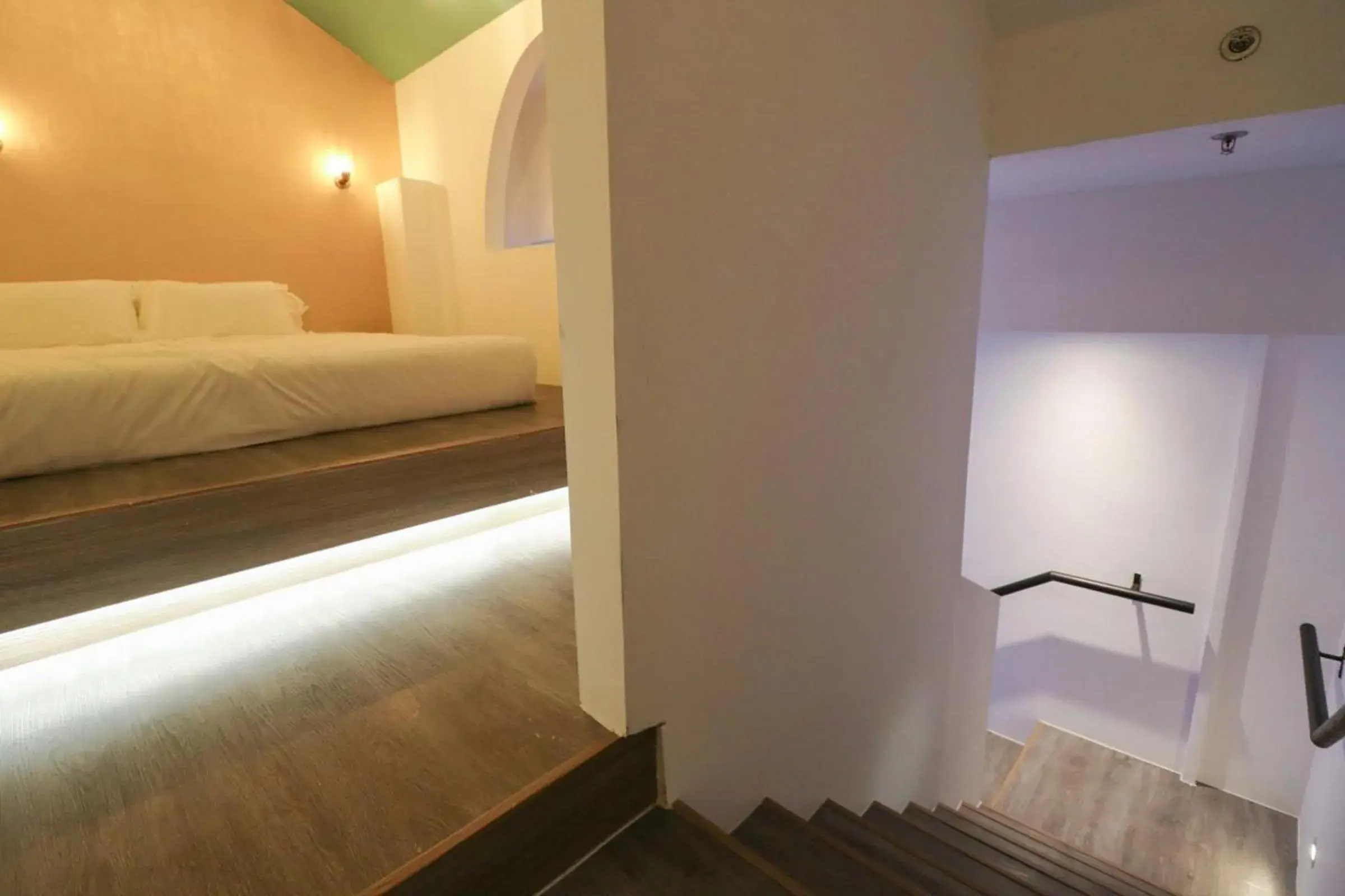 Loft Room in Hotel Calmo Chinatown Loft Room in Hotel Calmo Chinatown